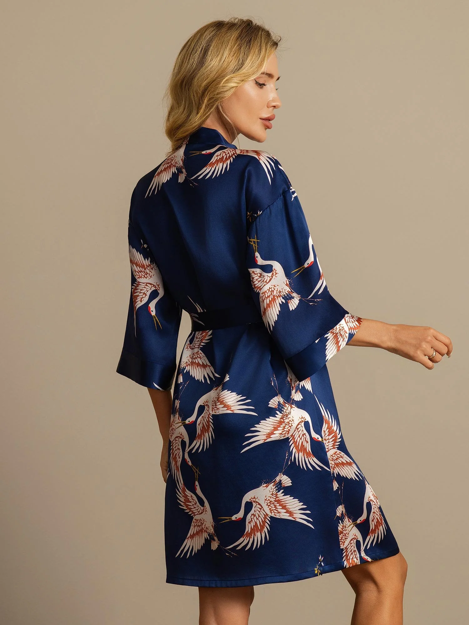 19Momme Seda Pura Kimono Bata Envolvente Con Cinturón para Mujer Estampado de Grulla - Image 17