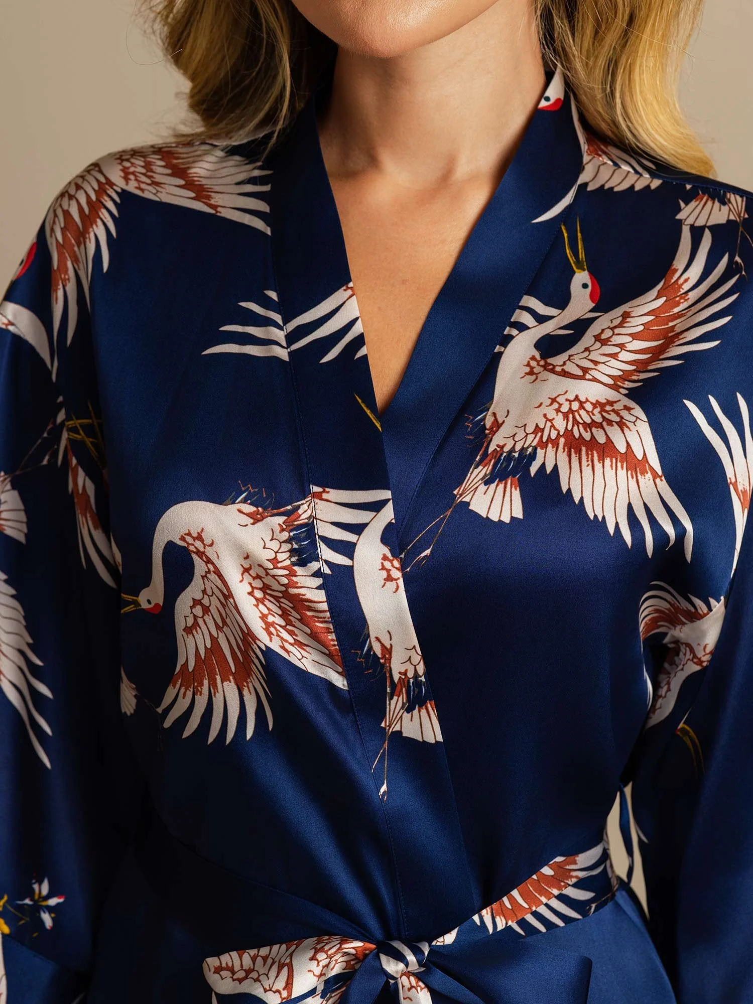 19Momme Seda Pura Kimono Bata Envolvente Con Cinturón para Mujer Estampado de Grulla - Image 19