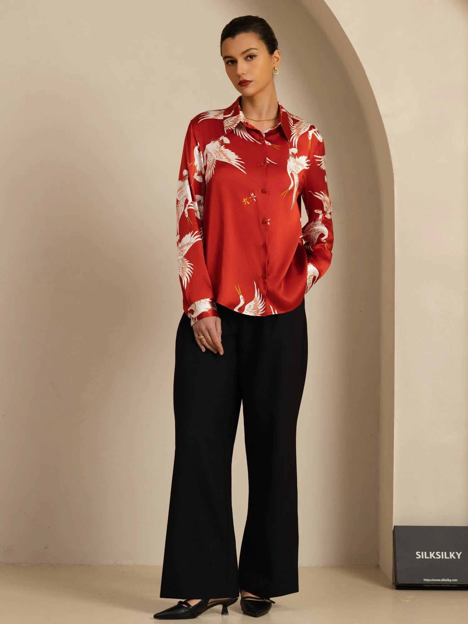 Blusa Mujer De Seda Pura 19 Momme Manga Larga Cuello Con Solapa Estampado Grulla Con Botones - Image 21