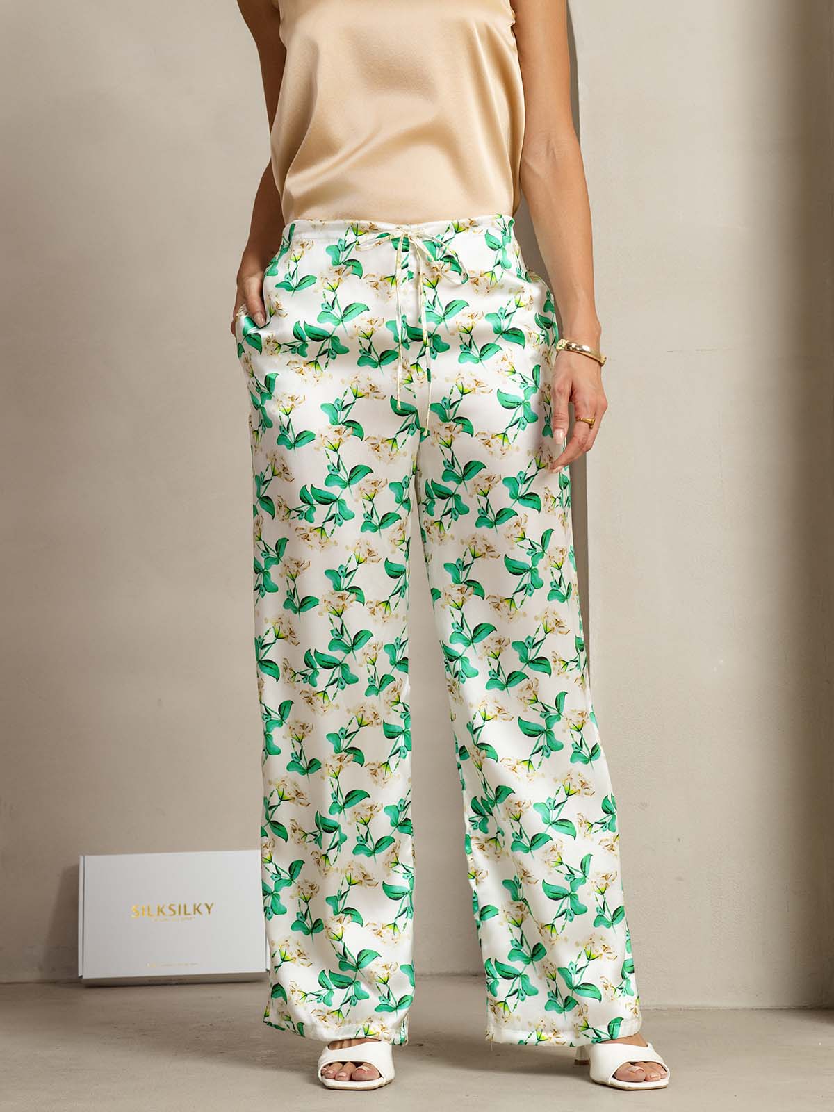 Pantalones De Mujer De Seda 19Momme Verdes Con Estampado Floral, Pierna Ancha Y Bolsillos Laterales - Image 3