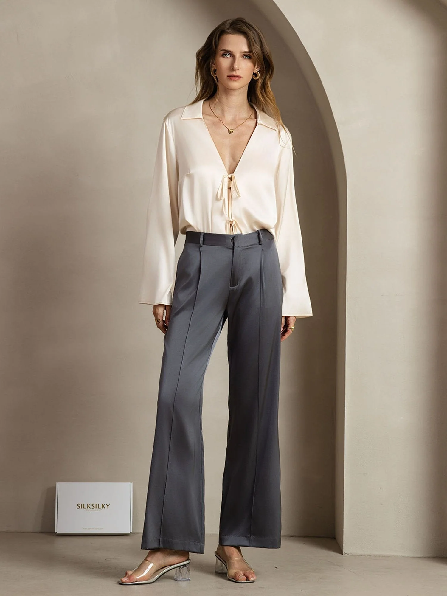 19Momme Seda Pantalones De Mujer Rectos Con Diseño De Bolsillos Laterales - Image 3