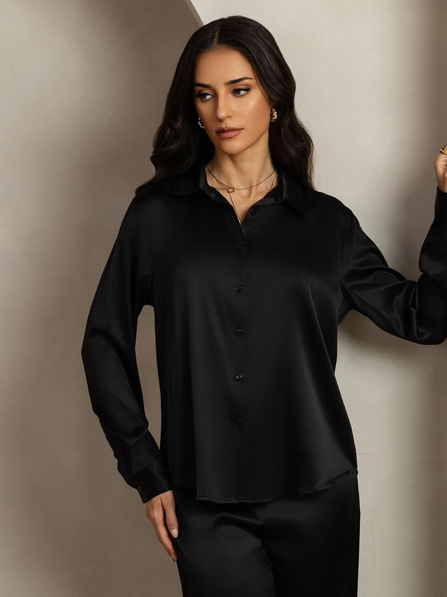 Conjunto Camisa De Seda 19Momme Con Botones & Pantalón De Pierna Ancha - Image 5