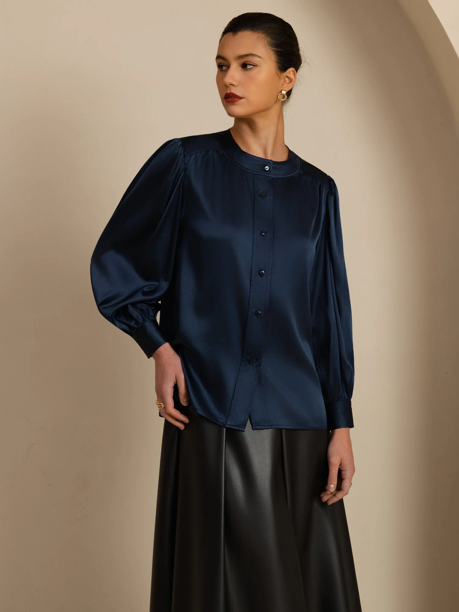 19 Momme Seda Mujer Cuello Redondo Manga Linterna Blusa Con Cierre De Botón - Image 27