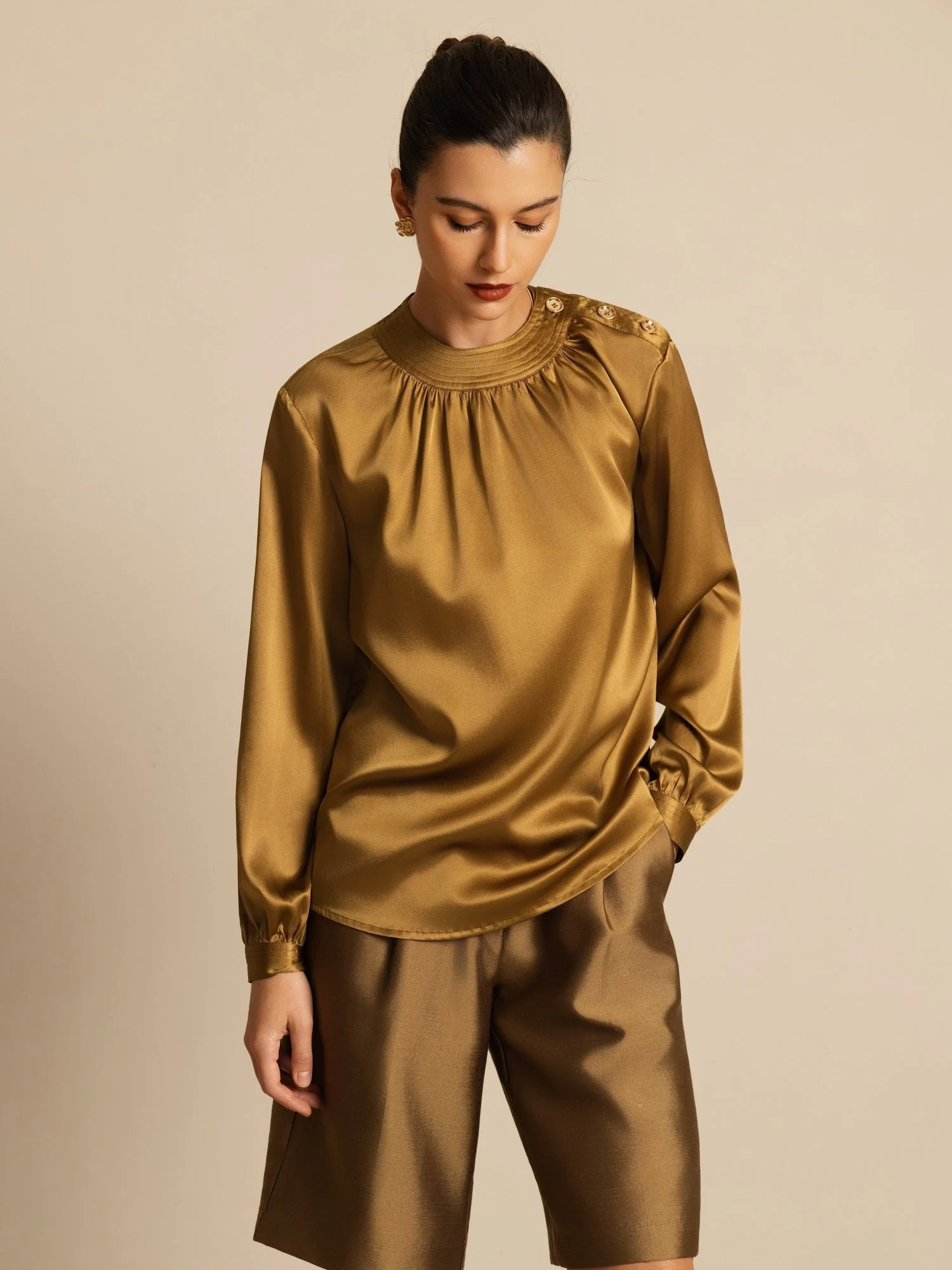 Blusa de Seda 19Momme para Mujer con Cuello Fruncido y Mangas Largas - Image 26