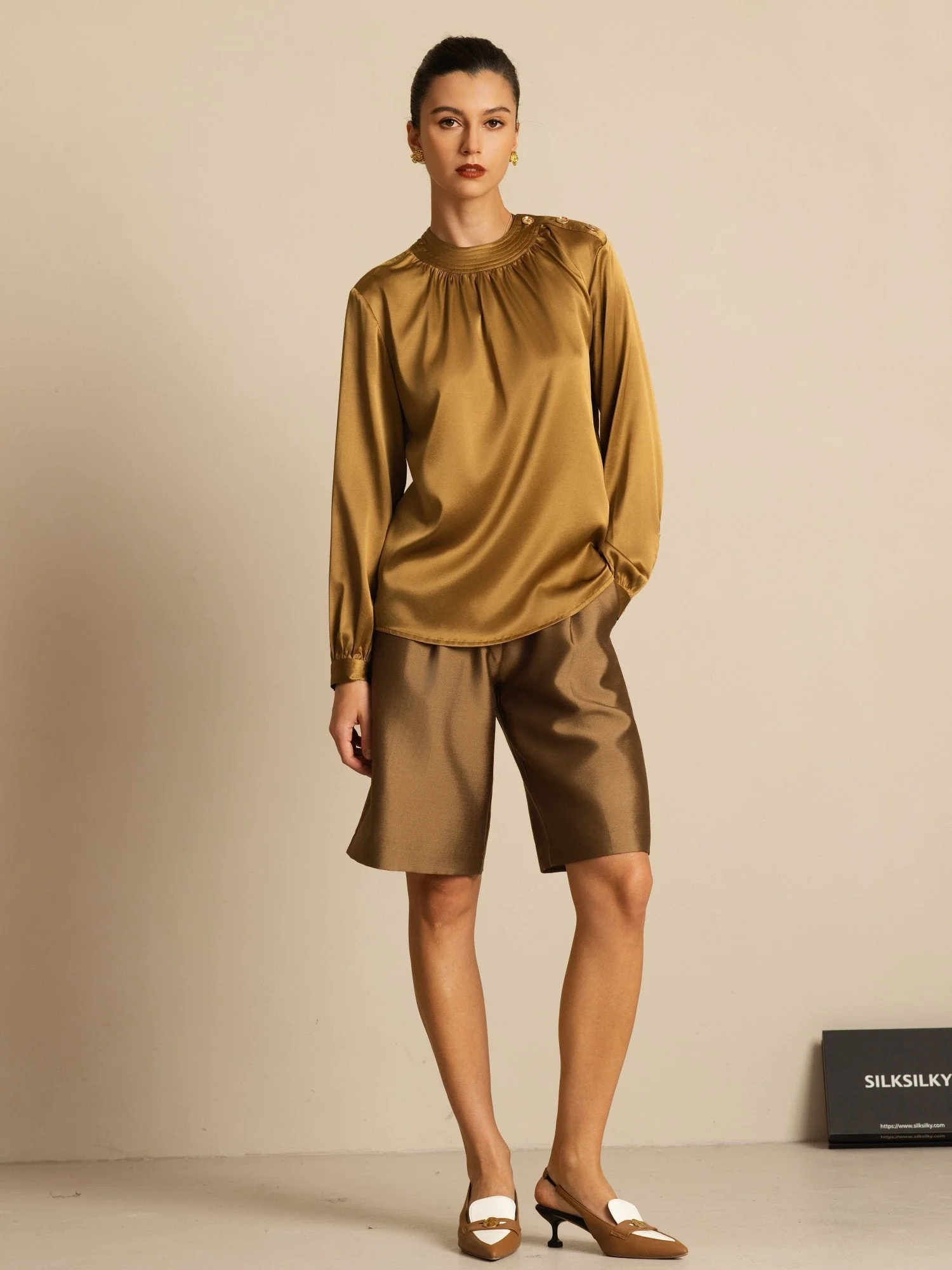 Blusa de Seda 19Momme para Mujer con Cuello Fruncido y Mangas Largas - Image 29