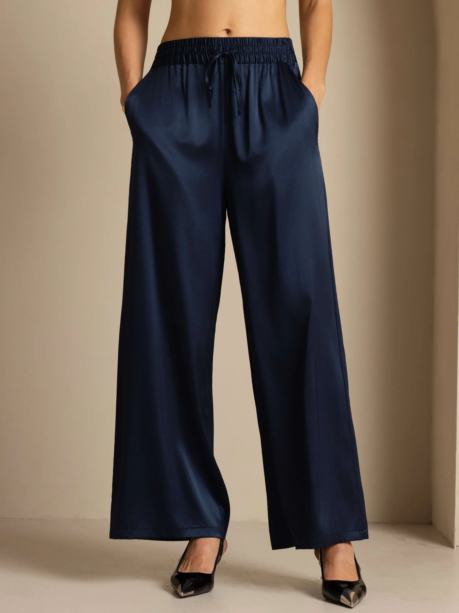 Pantalones Mujer de Cintura Alta Pierna Ancha en Seda 19Momme con Cintura Fruncida con Cordón - Image 15