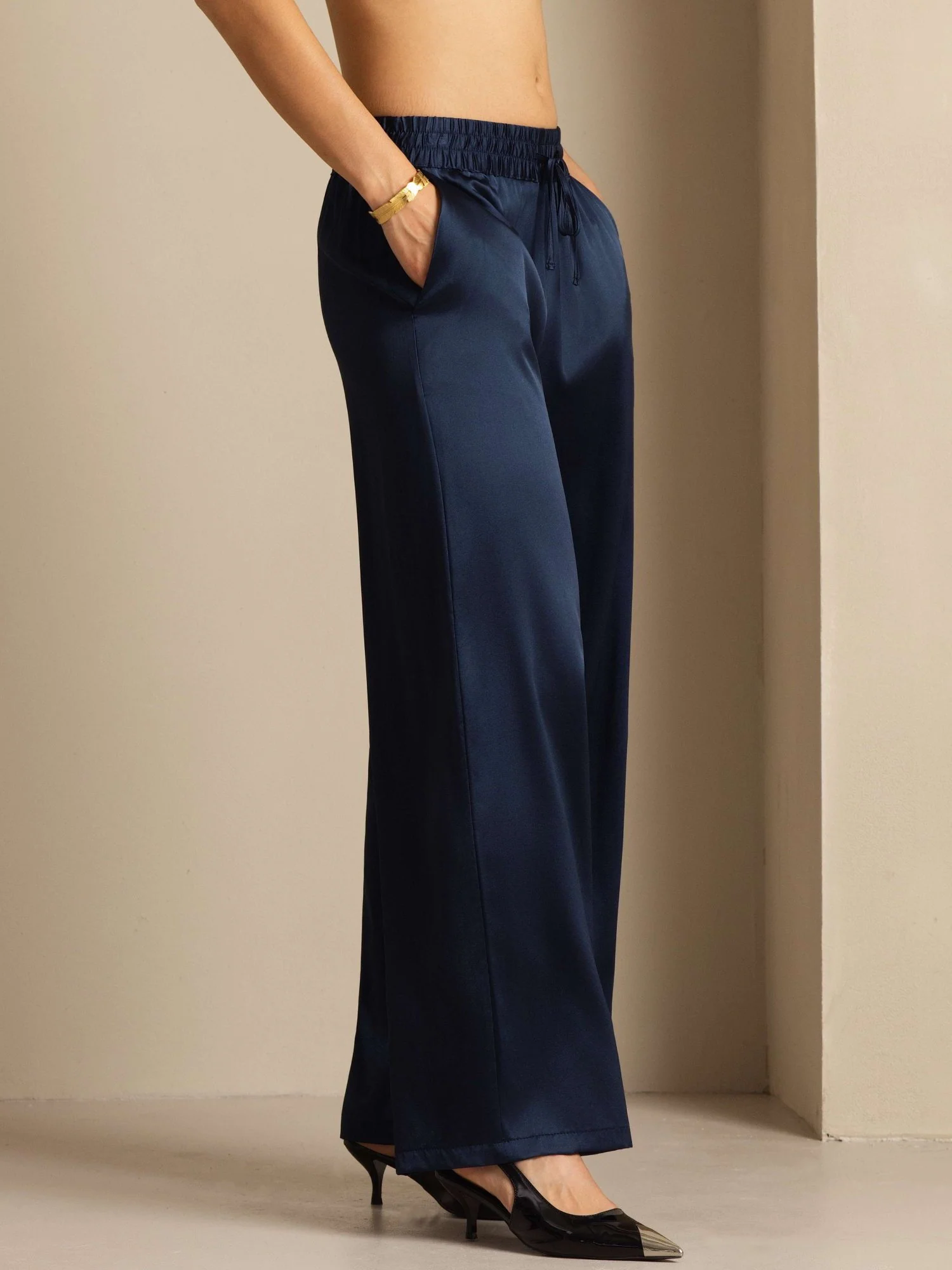 Pantalones Mujer de Cintura Alta Pierna Ancha en Seda 19Momme con Cintura Fruncida con Cordón - Image 19