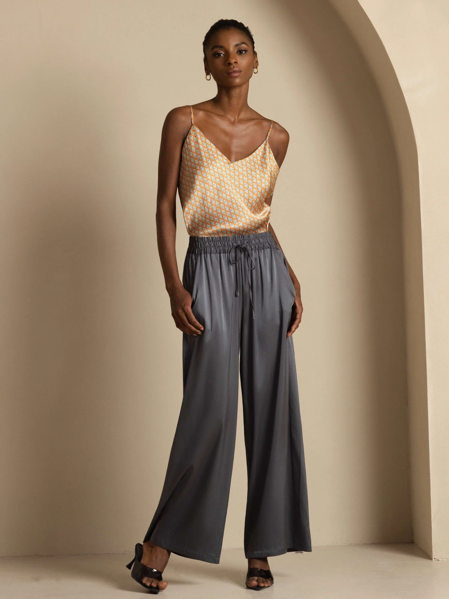 Pantalones Mujer de Cintura Alta Pierna Ancha en Seda 19Momme con Cintura Fruncida con Cordón - Image 6