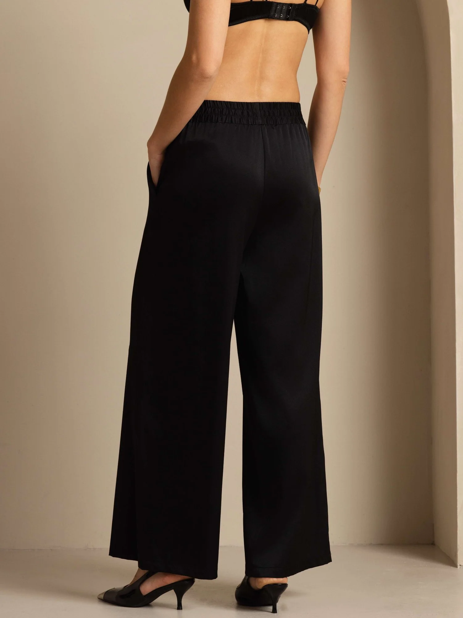 Pantalones Mujer de Cintura Alta Pierna Ancha en Seda 19Momme con Cintura Fruncida con Cordón - Image 9