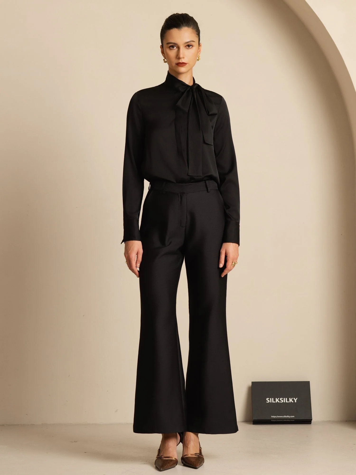 Blusa de Mujer en Seda 19Momme con Tie Neck Manga Larga - Image 7