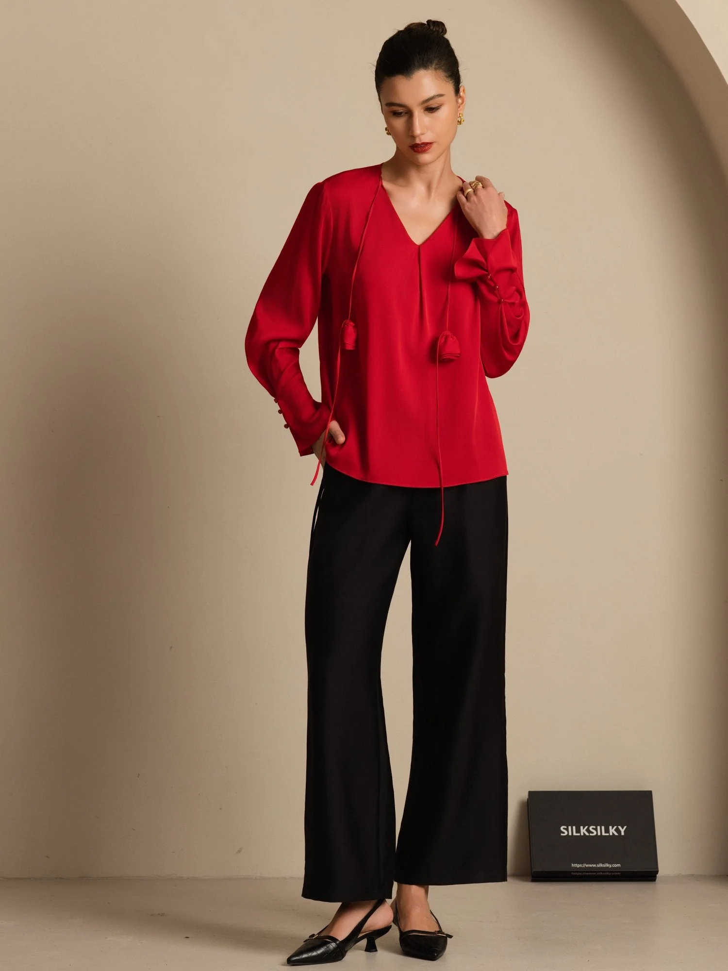 Blusa De Seda Para Mujer 19Momme Con Cuello En V De Manga Larga Con Detalle De Rosa 3D - Image 24