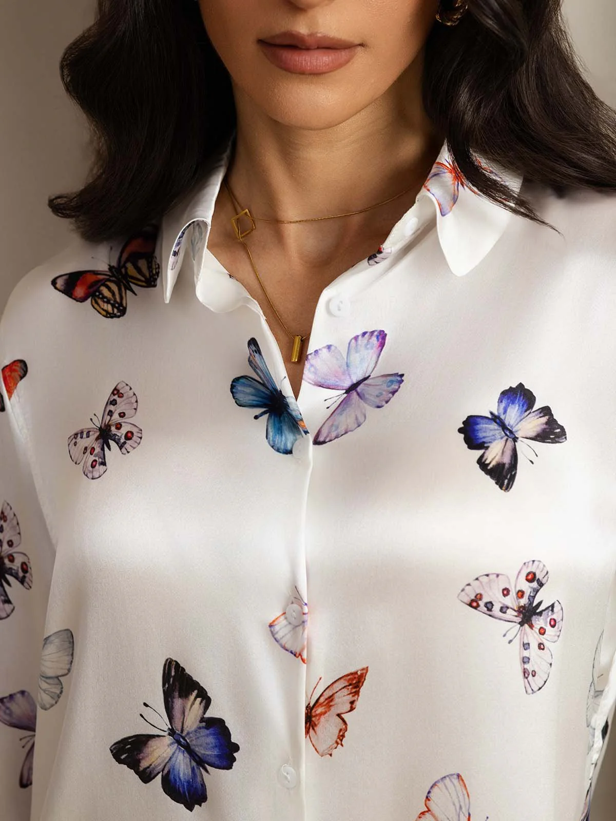Conjunto Camisa Abotonada Y Pantalón De Pierna Ancha De Seda Para Mujeres 19Momme Estampado Mariposa Blanco - Image 5