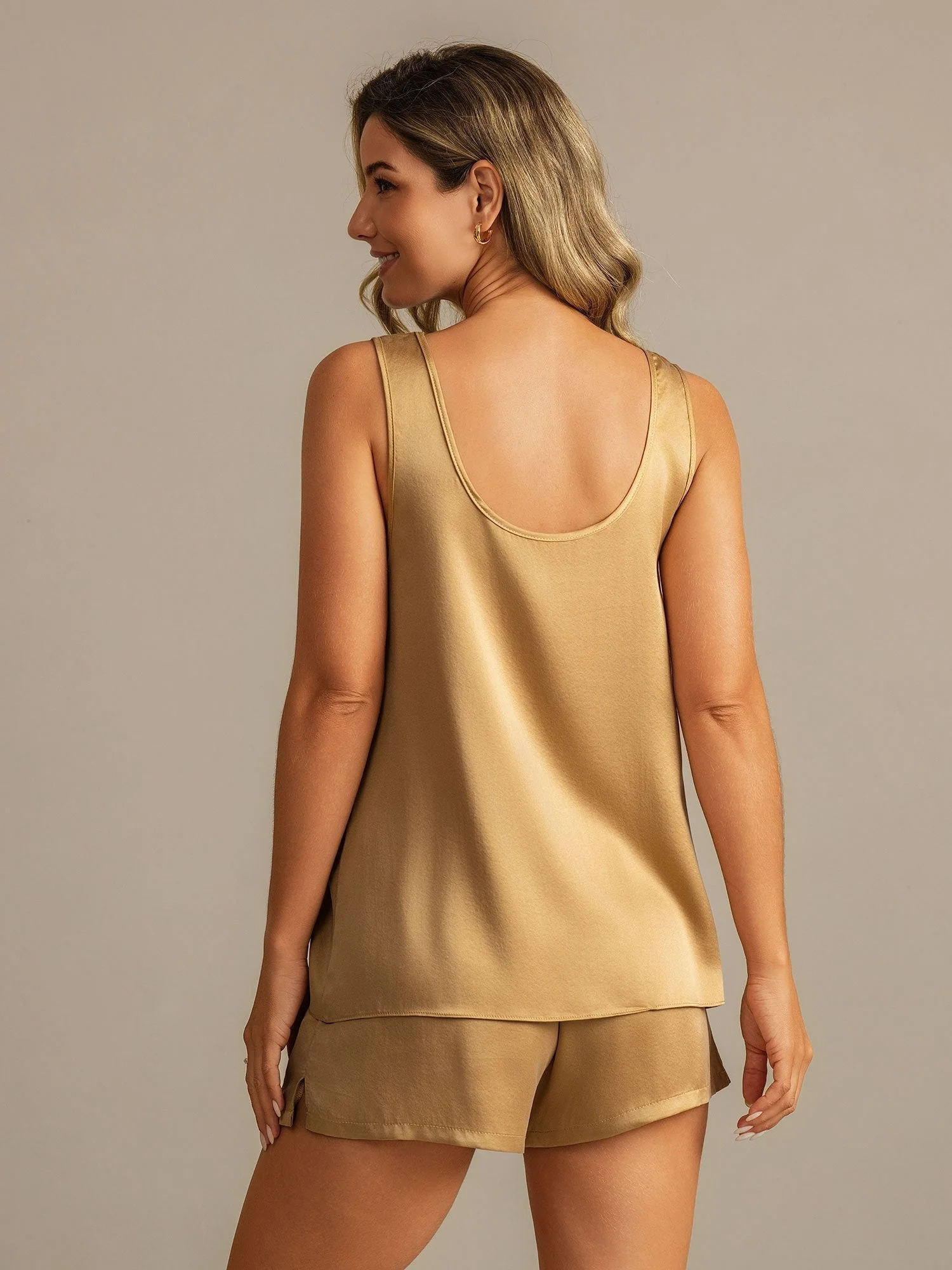 19 Momme Seda Lavable Conjunto de Top sin Mangas y Shorts con Diseño de Bolsillos Laterales - Image 17