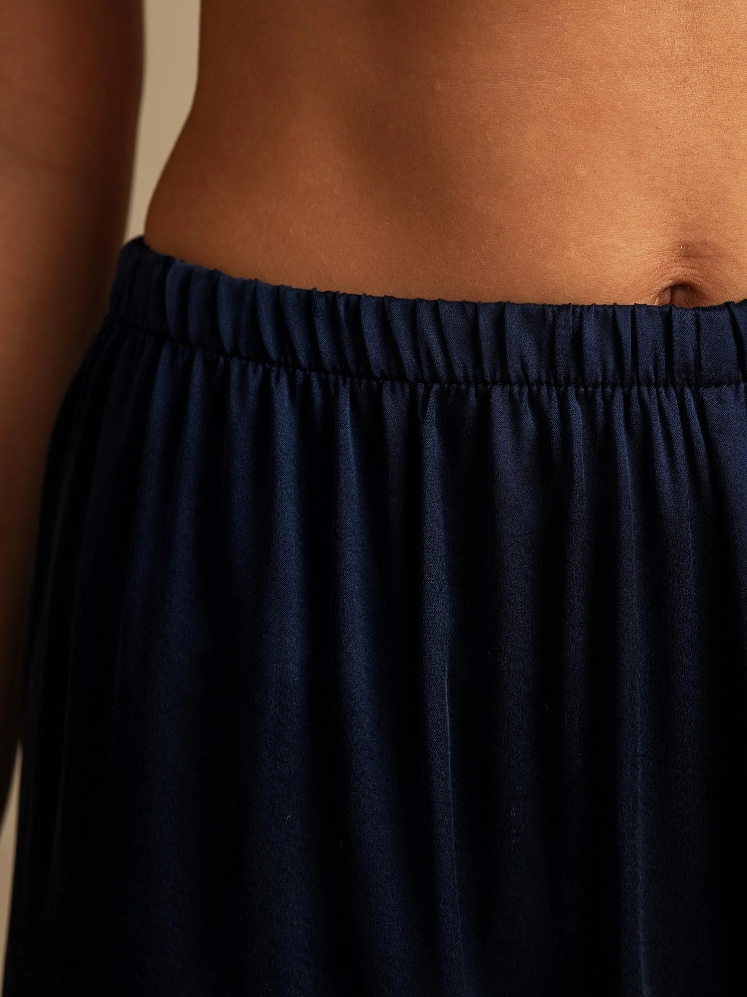 Pantalones de Dormir para Mujer de Pierna Ancha de Seda Lavable 19Momme con Cintura Elástica - Image 11