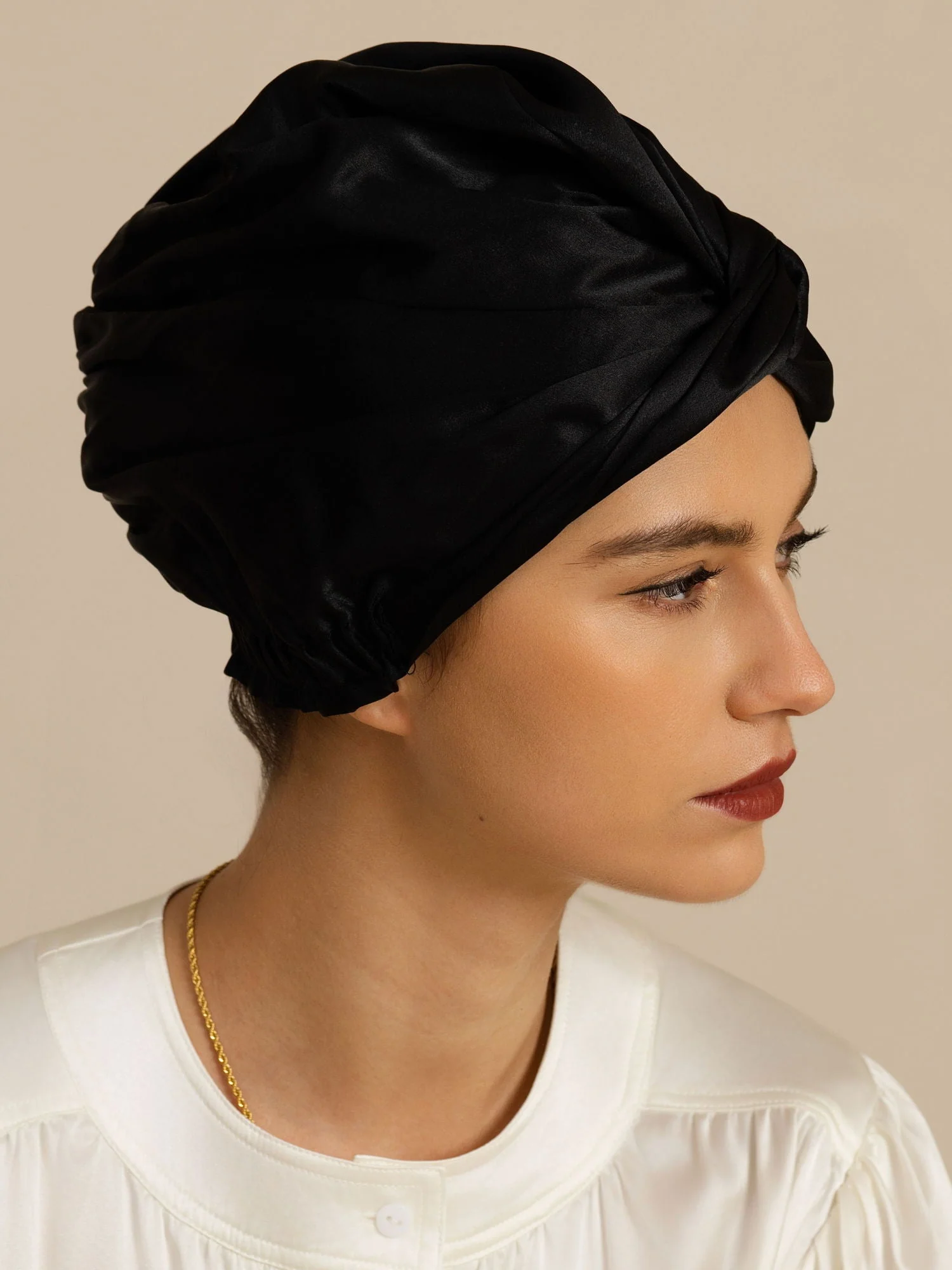 Gorro para el cabello de seda pura de 22Momme con nudo frontal y botón ajustable - Image 10
