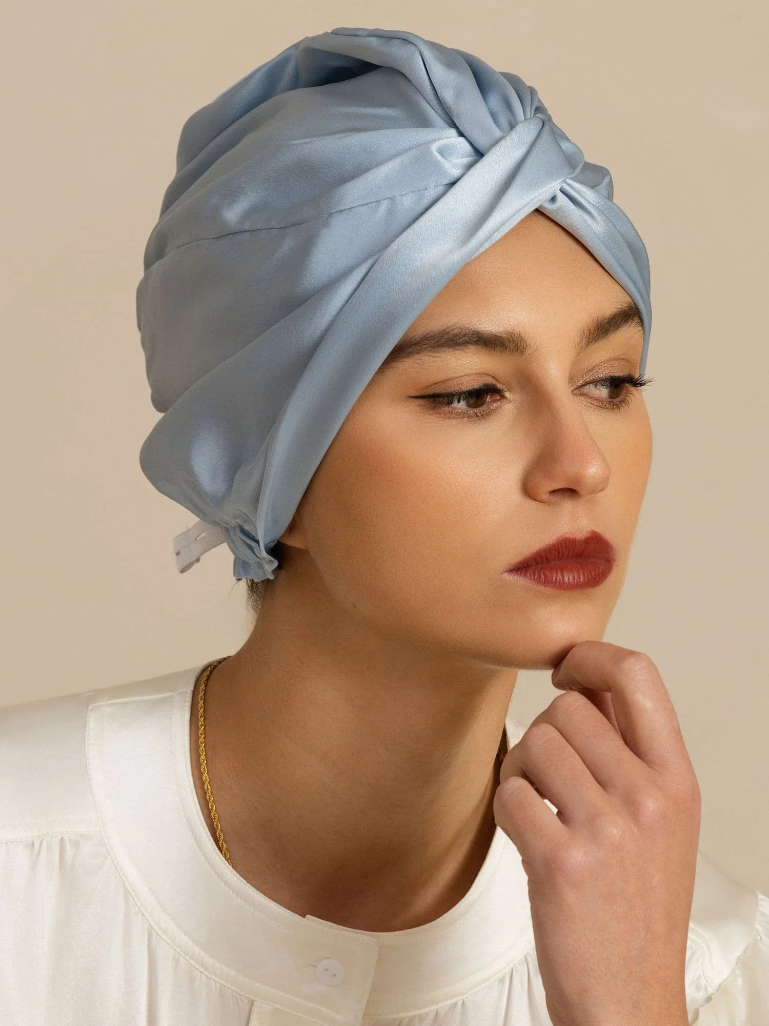 Gorro para el cabello de seda pura de 22Momme con nudo frontal y botón ajustable - Image 11