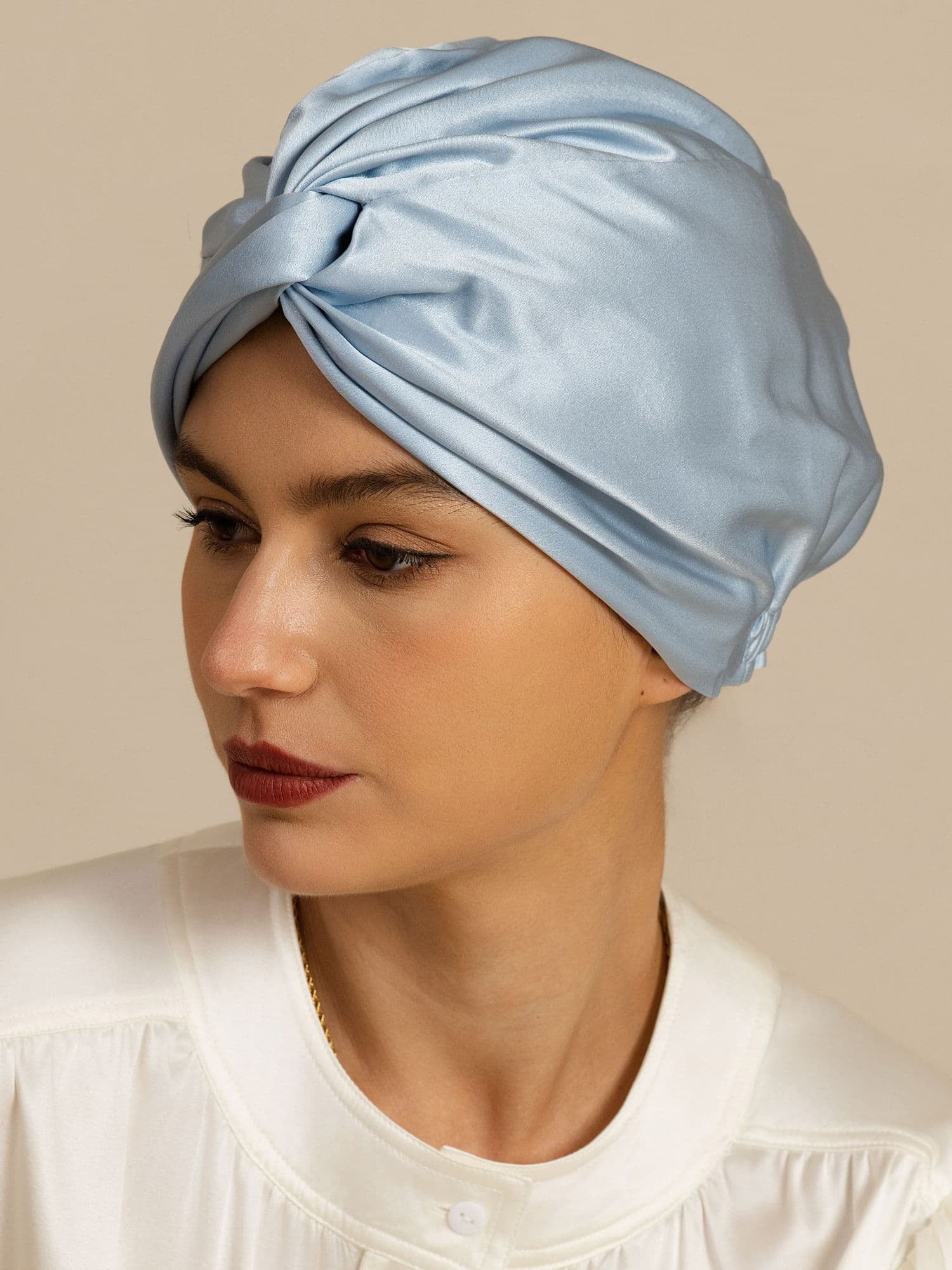 Gorro para el cabello de seda pura de 22Momme con nudo frontal y botón ajustable - Image 17