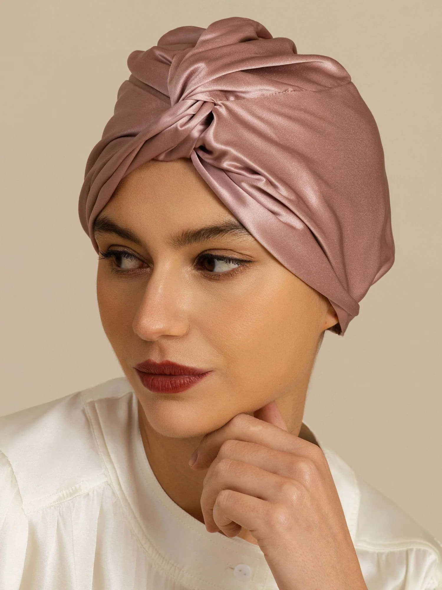 Gorro para el cabello de seda pura de 22Momme con nudo frontal y botón ajustable - Image 6