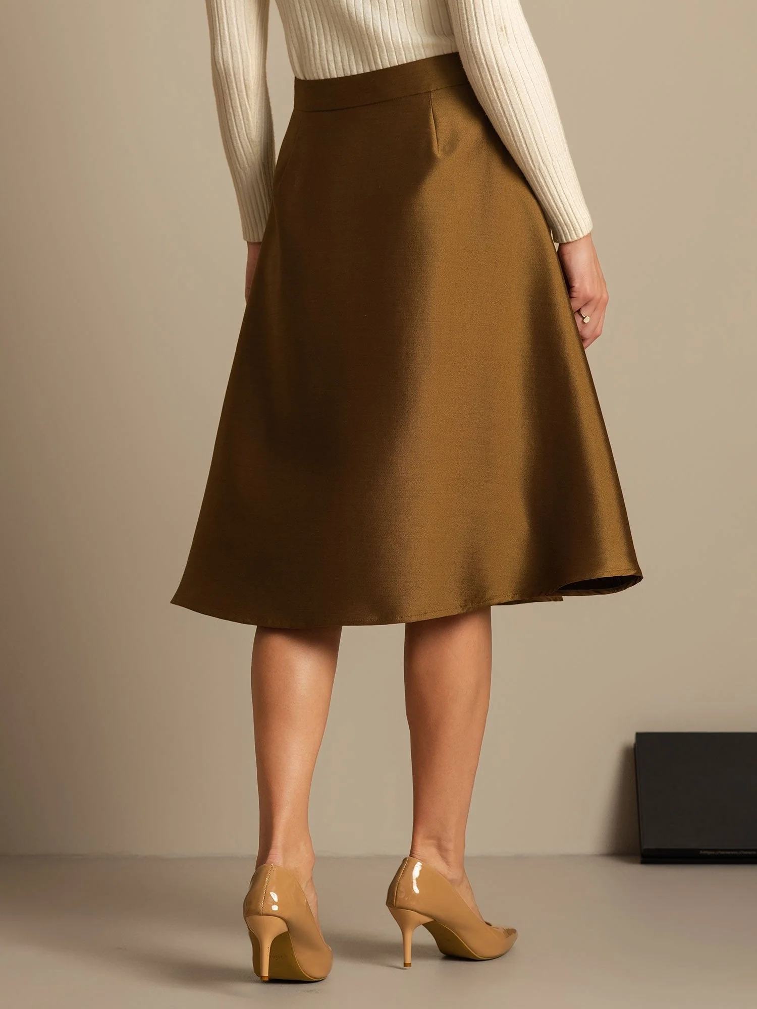 32Momme Mezcla de Seda-Lana Falda Midi A-Line con Diseño de Cremallera - Image 18