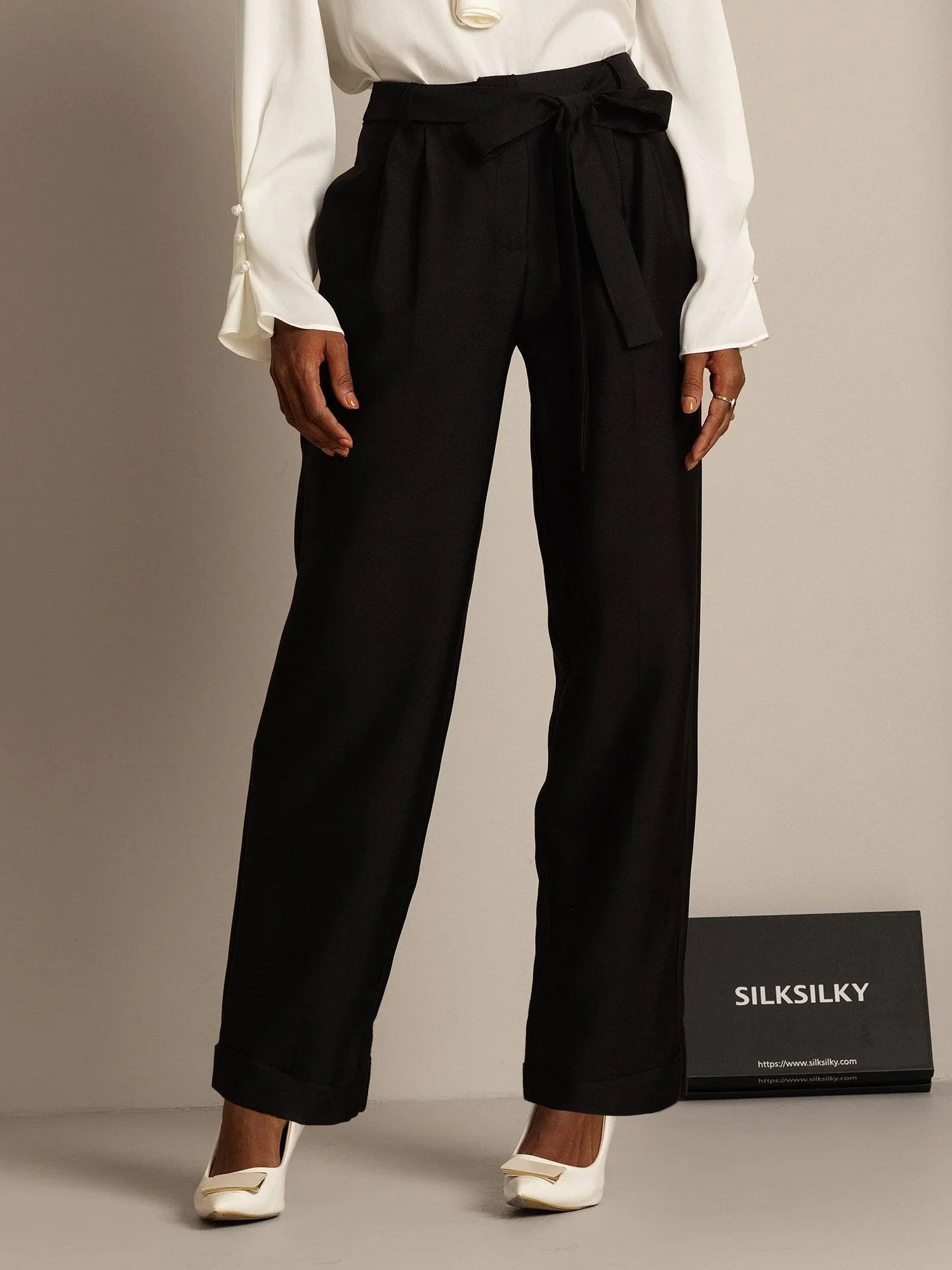 Pantalones de Mujer Cropped Tapered de Cintura Alta en Mezcla de Seda-Lana 32Momme con Diseño de Cintura Atada - Image 9