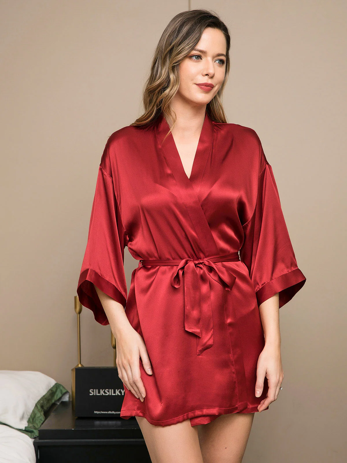 Bata Kimono Corta De Seda Pura Para Mujer Con Diseño Cruzado - Image 35