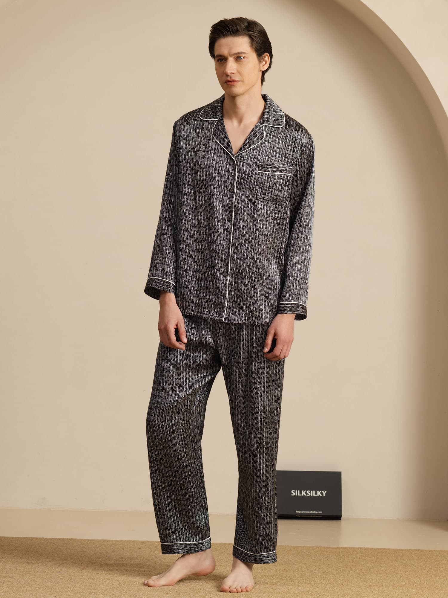 Conjunto De Pijama Para Hombre De Seda Pura Con Estampado De Ginkgo Azul Marino Manga Larga Y Pantalones - Image 18
