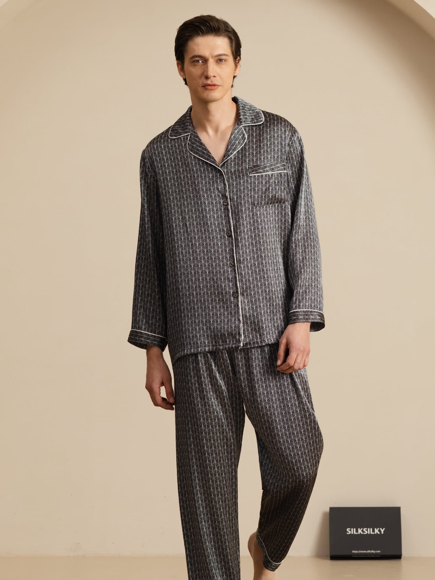 Conjunto De Pijama Para Hombre De Seda Pura Con Estampado De Ginkgo Azul Marino Manga Larga Y Pantalones - Image 20