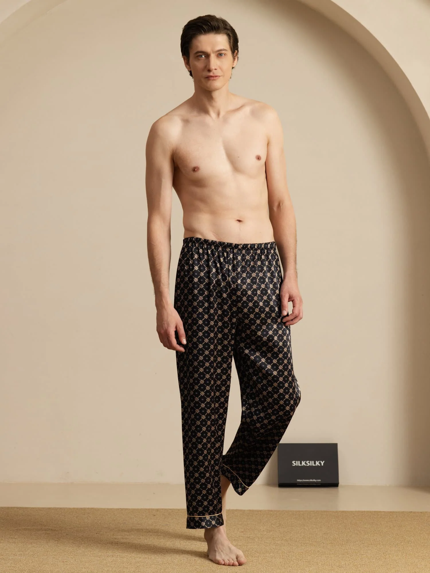 Pantalones De Dormir Para Hombre De Seda Pura Con Estampado De Cadenas Azul Marino Y Cintura Elástica - Image 11