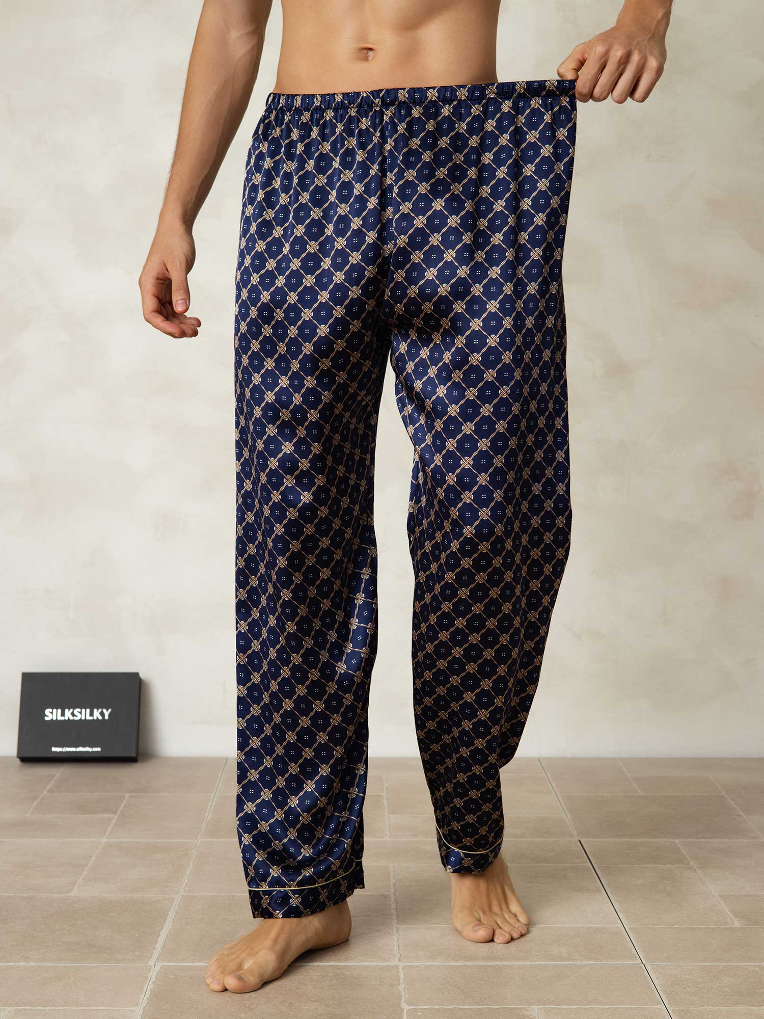 Pantalones De Dormir Para Hombre De Seda Pura Con Estampado De Cadenas Azul Marino Y Cintura Elástica - Image 3
