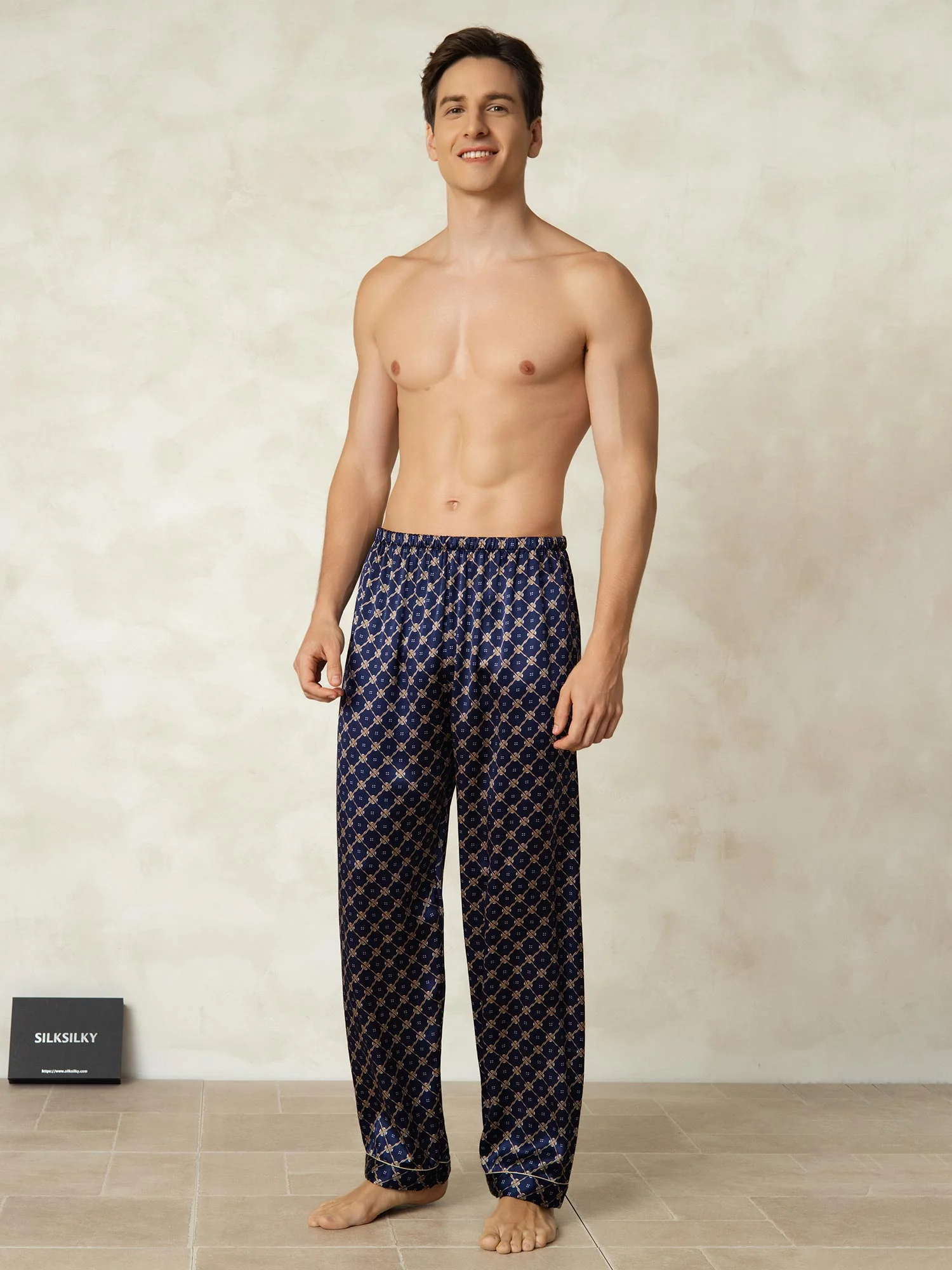 Pantalones De Dormir Para Hombre De Seda Pura Con Estampado De Cadenas Azul Marino Y Cintura Elástica - Image 4