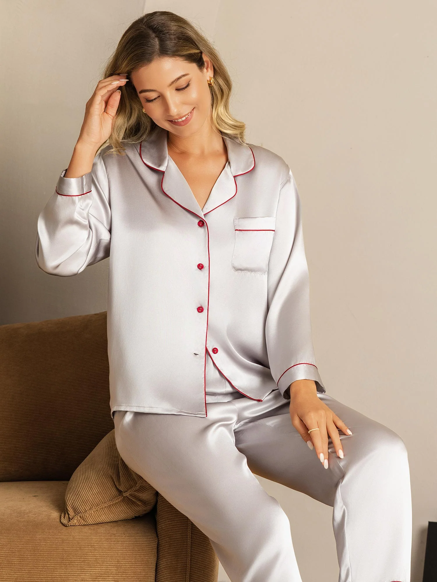 Pijama de Mujer de Seda Pura con Manga Larga y Cuello de Solapas - Image 23