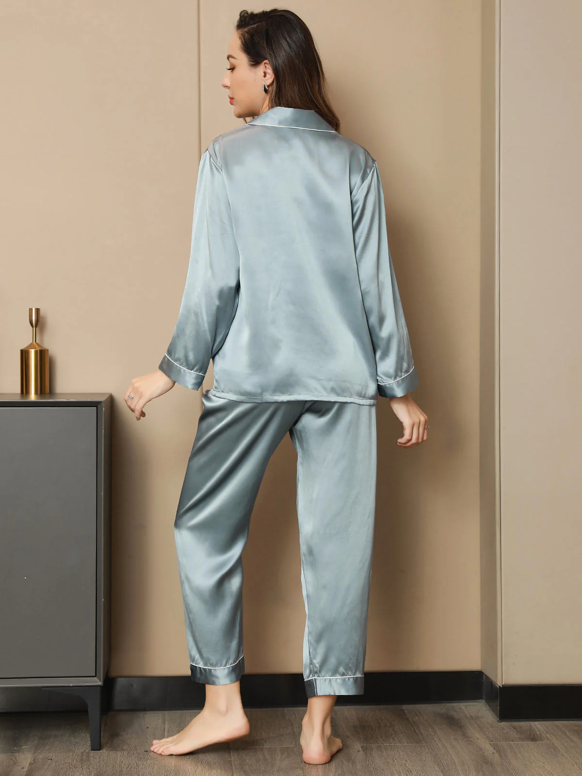 Pijama de Mujer de Seda Pura con Manga Larga y Cuello de Solapas - Image 41