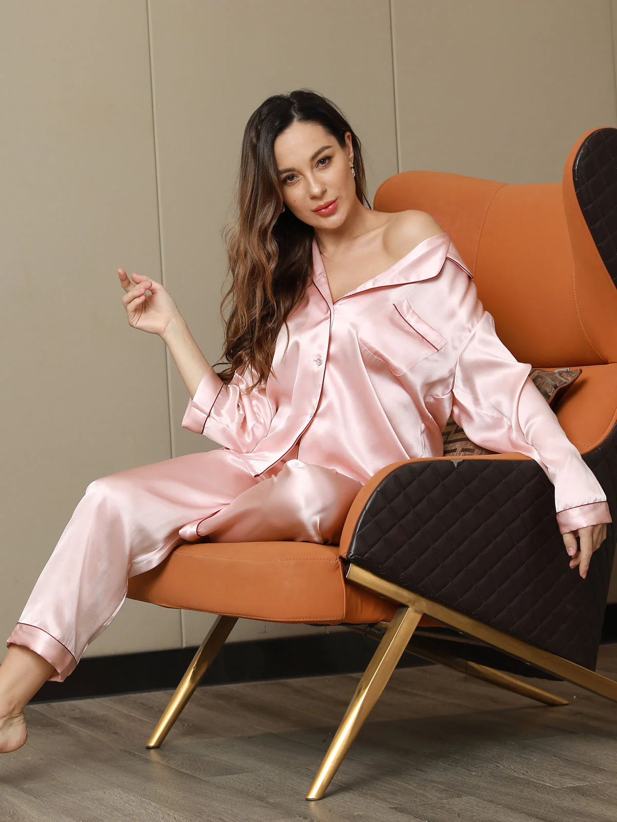 Pijama de Mujer de Seda Pura con Manga Larga y Cuello de Solapas - Image 59