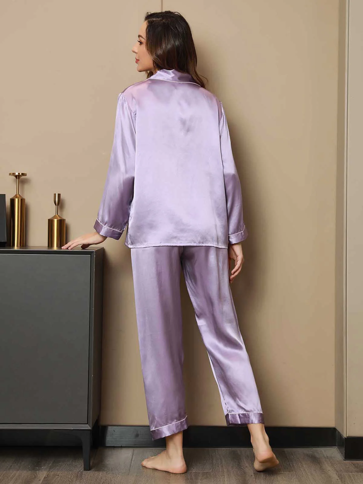 Pijama de Mujer de Seda Pura con Manga Larga y Cuello de Solapas - Image 67