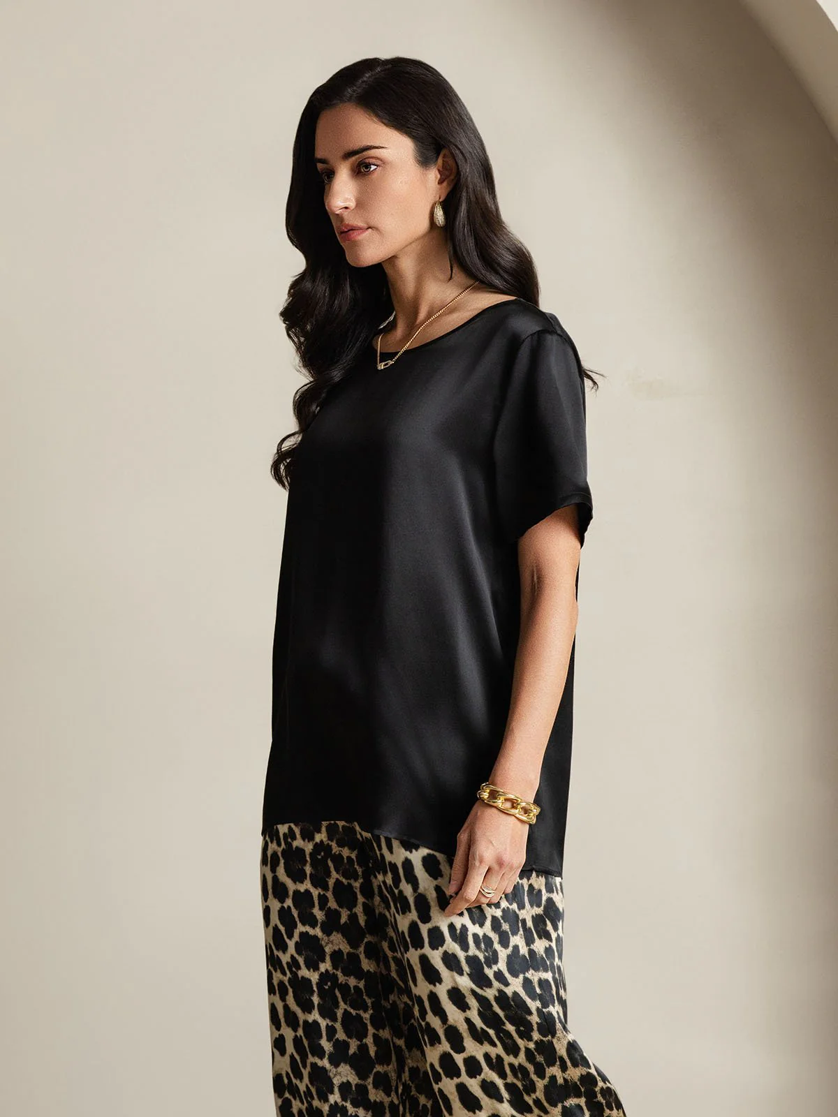 Pijama Mujer Seda Pura Manga Corta Cuello Redondo Top Liso Y Pantalón Estampado Leopardo - Image 4