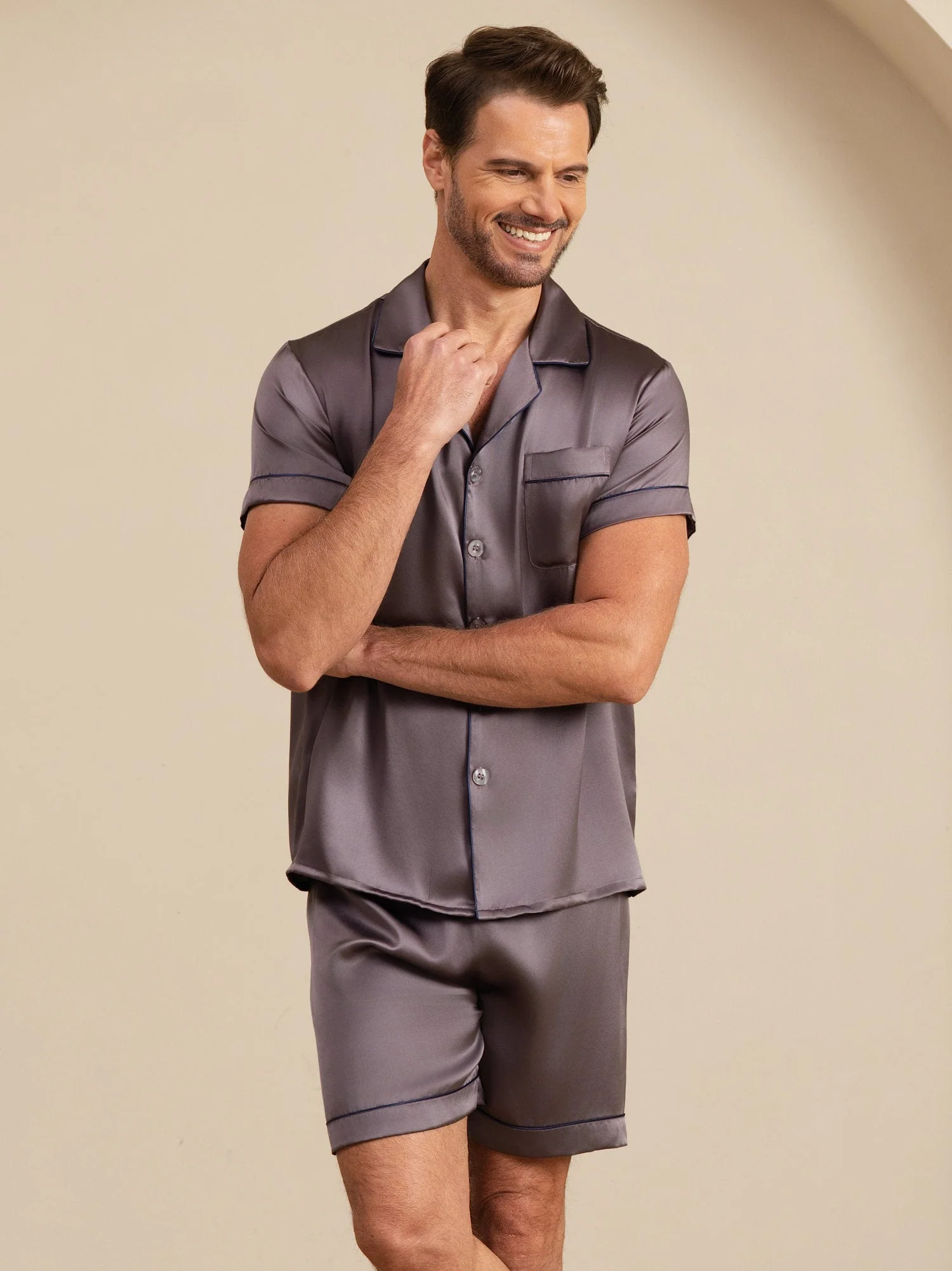 Pijama De Hombre De Pura Seda Con Mangas Cortas Cuello Solapa Y Shorts - Image 22
