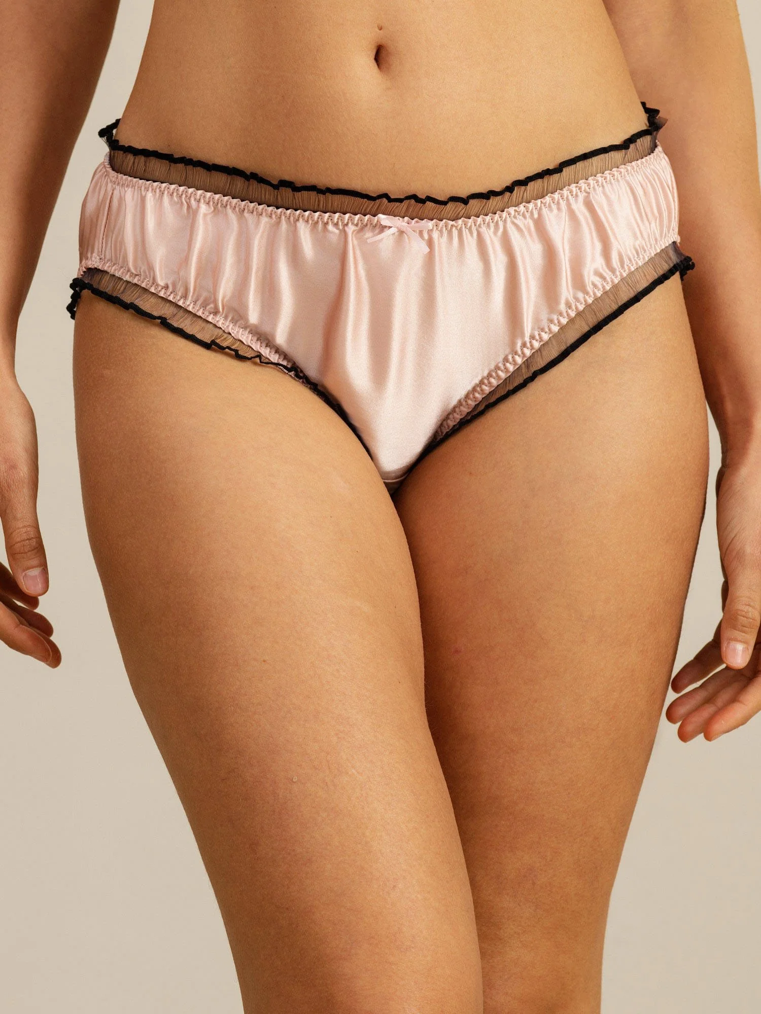 Braga Comfort De Seda Pura Con Volantes Y Borde Transparente - Image 18