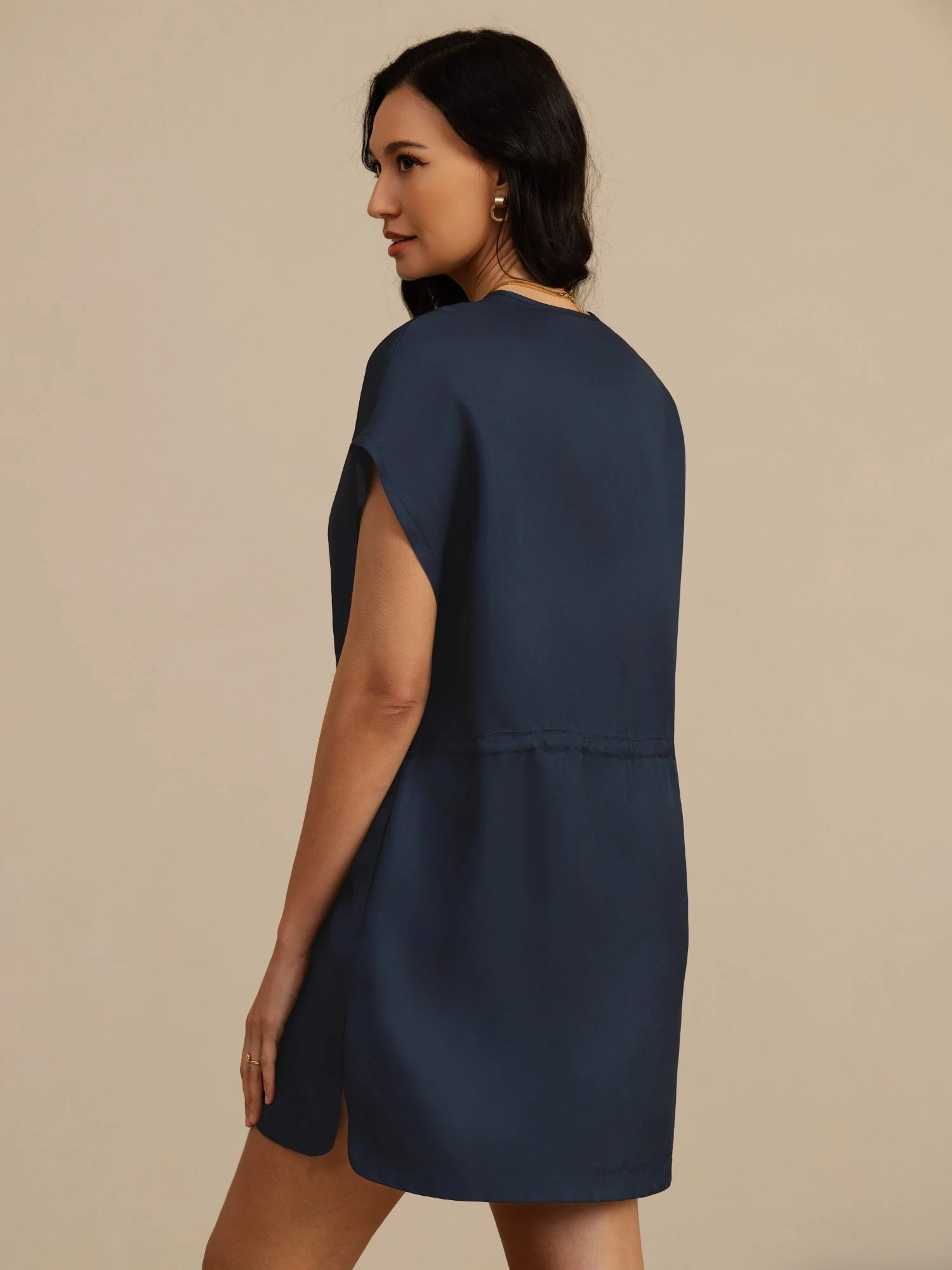 Seda Pura Cuello Henley Manga Corta Vestido Corto Con Cordón - Image 16