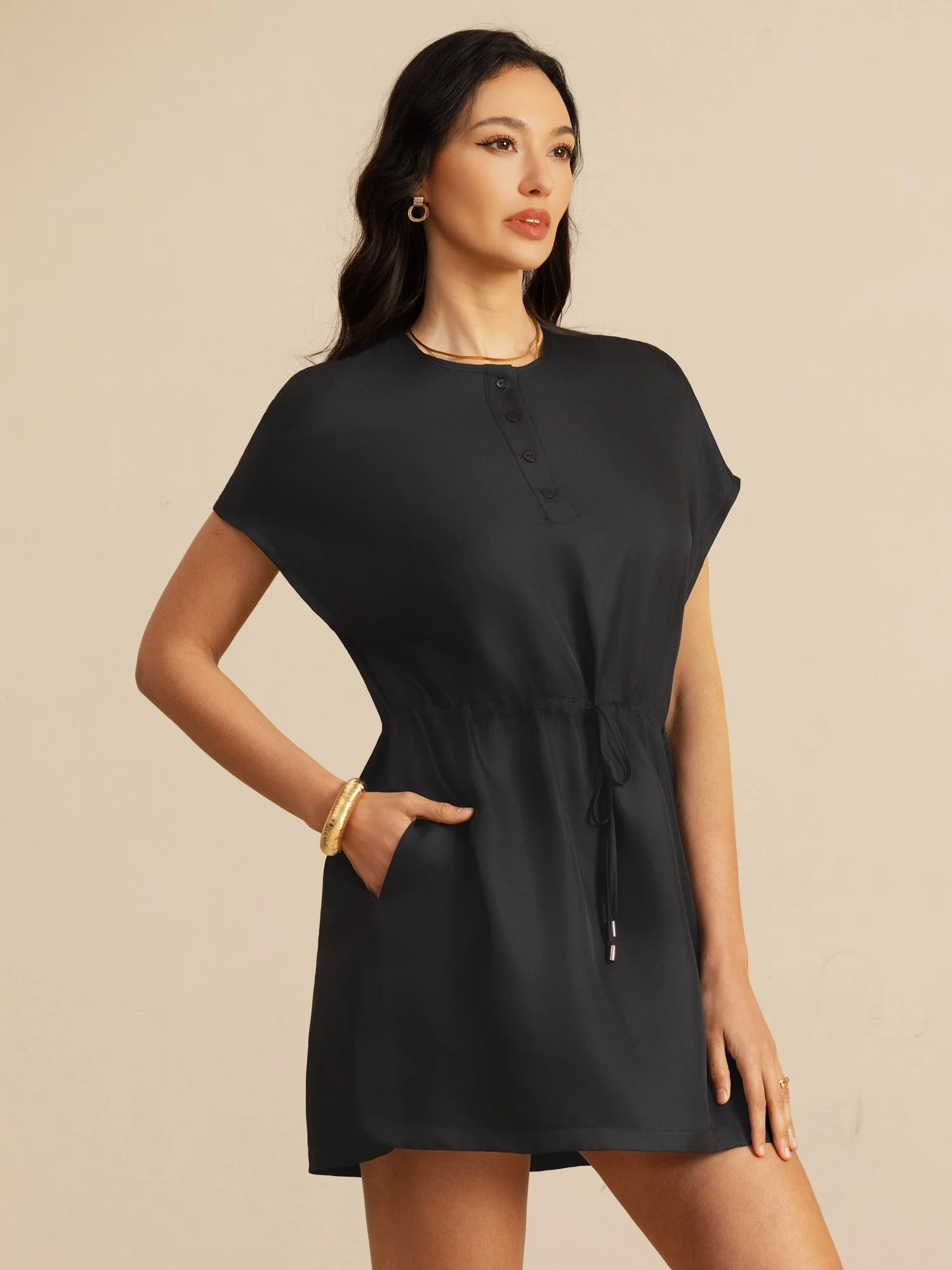 Seda Pura Cuello Henley Manga Corta Vestido Corto Con Cordón - Image 8