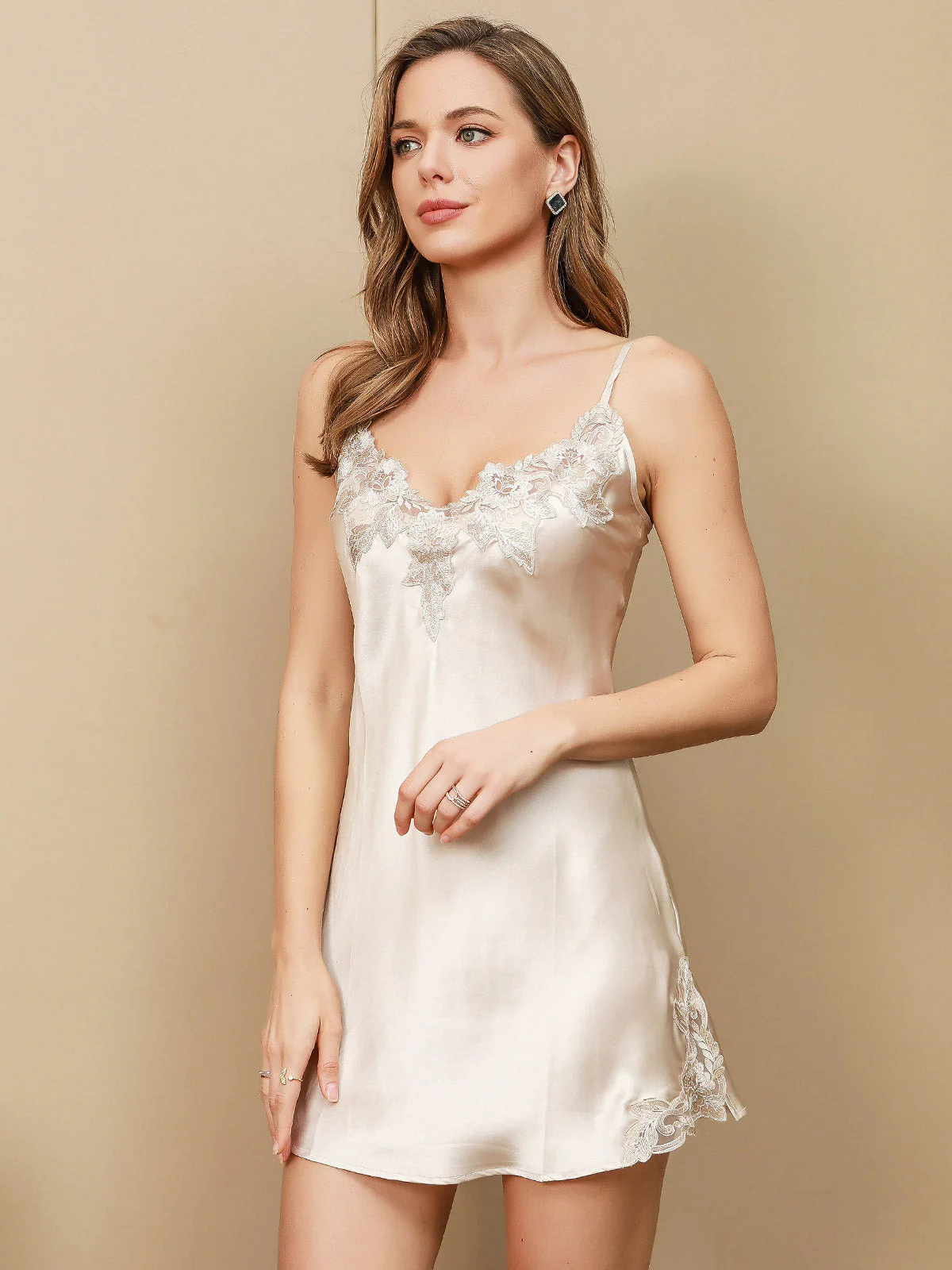 Vestido camisón de pura seda con encaje - Image 39