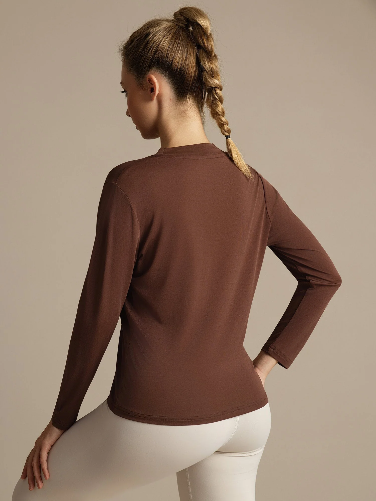 Camiseta Deportiva Mujer Manga Larga Cuello Redondo Seda Pura - Image 12