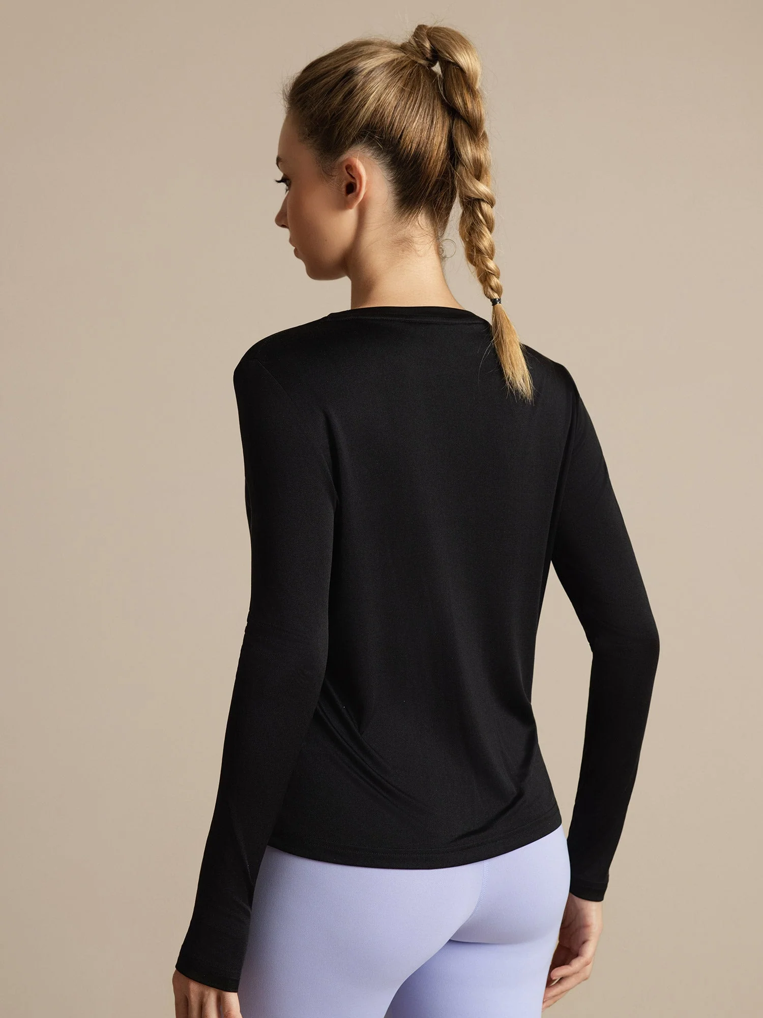 Camiseta Deportiva de Manga Larga con Cuello Redondo de Seda Pura para Mujer - Image 2