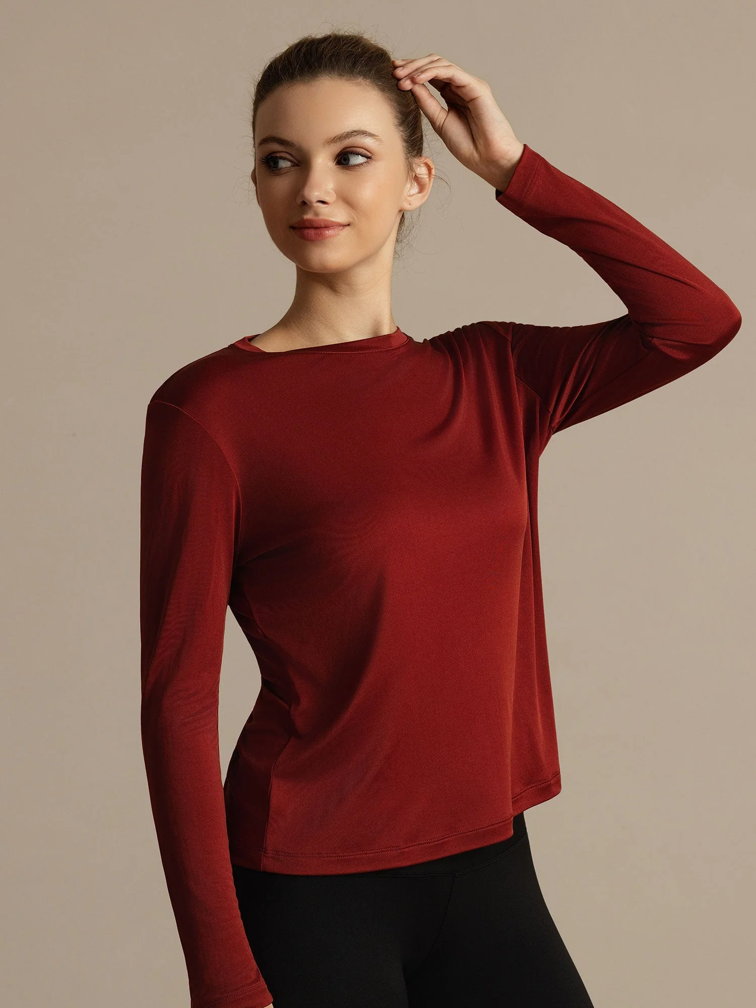Camiseta Deportiva de Manga Larga con Cuello Redondo de Seda Pura para Mujer - Image 32