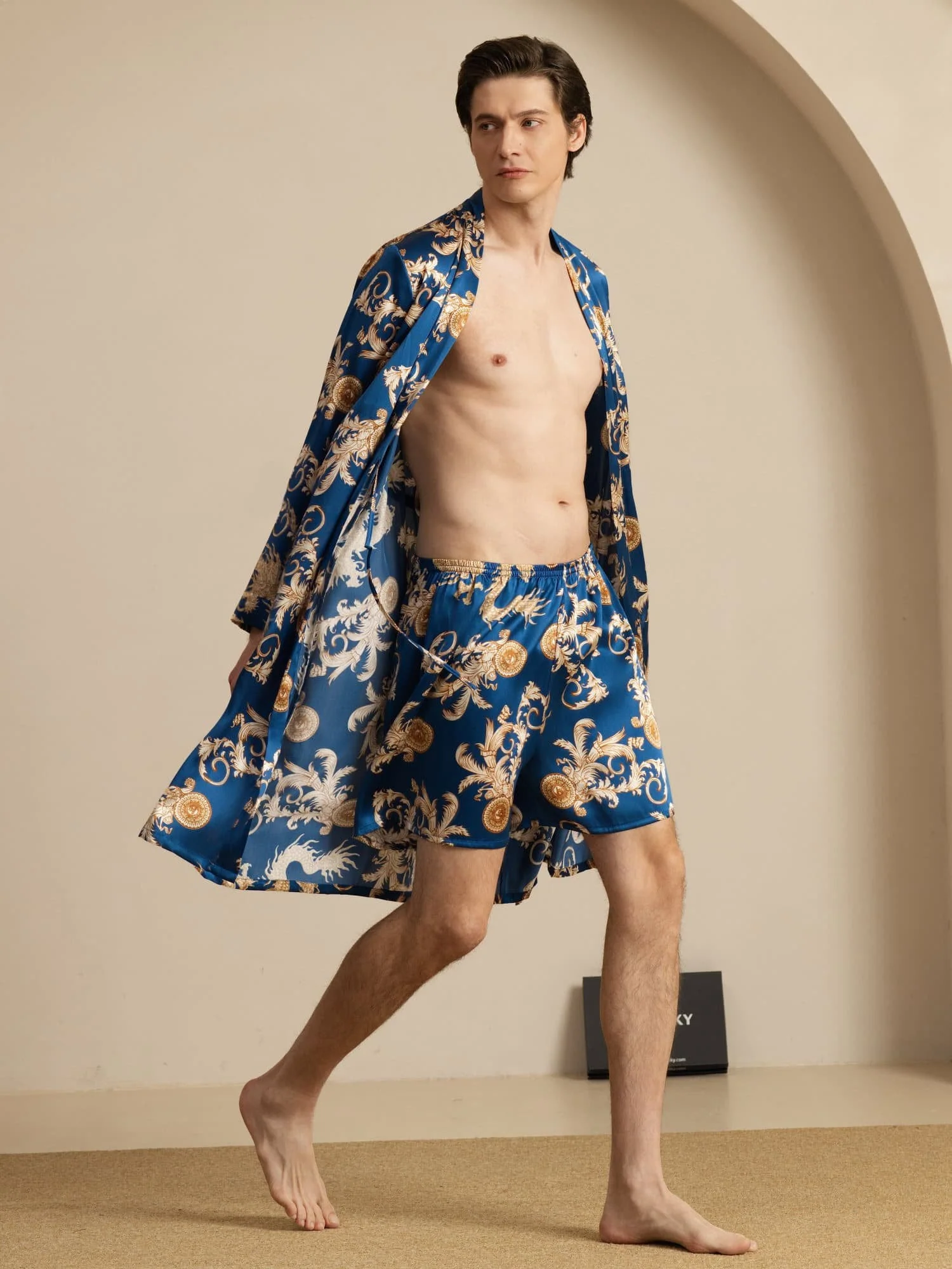 Seda Pura Hombre Largo Hasta La Rodilla Bata Patrón De Dragón Y Pantalones Cortos De Dormir Conjunto - Image 11