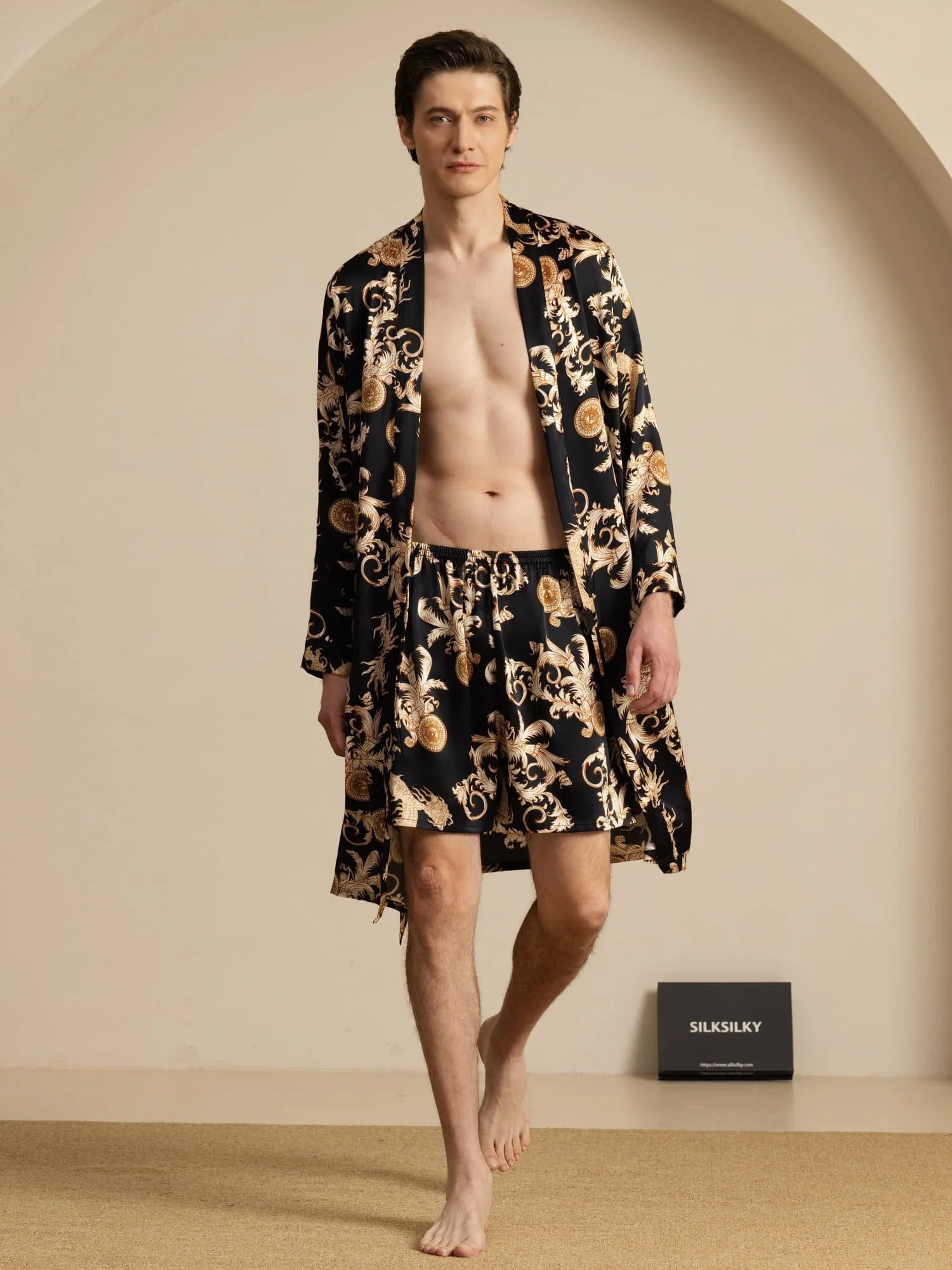 Seda Pura Hombre Largo Hasta La Rodilla Bata Patrón De Dragón Y Pantalones Cortos De Dormir Conjunto - Image 5
