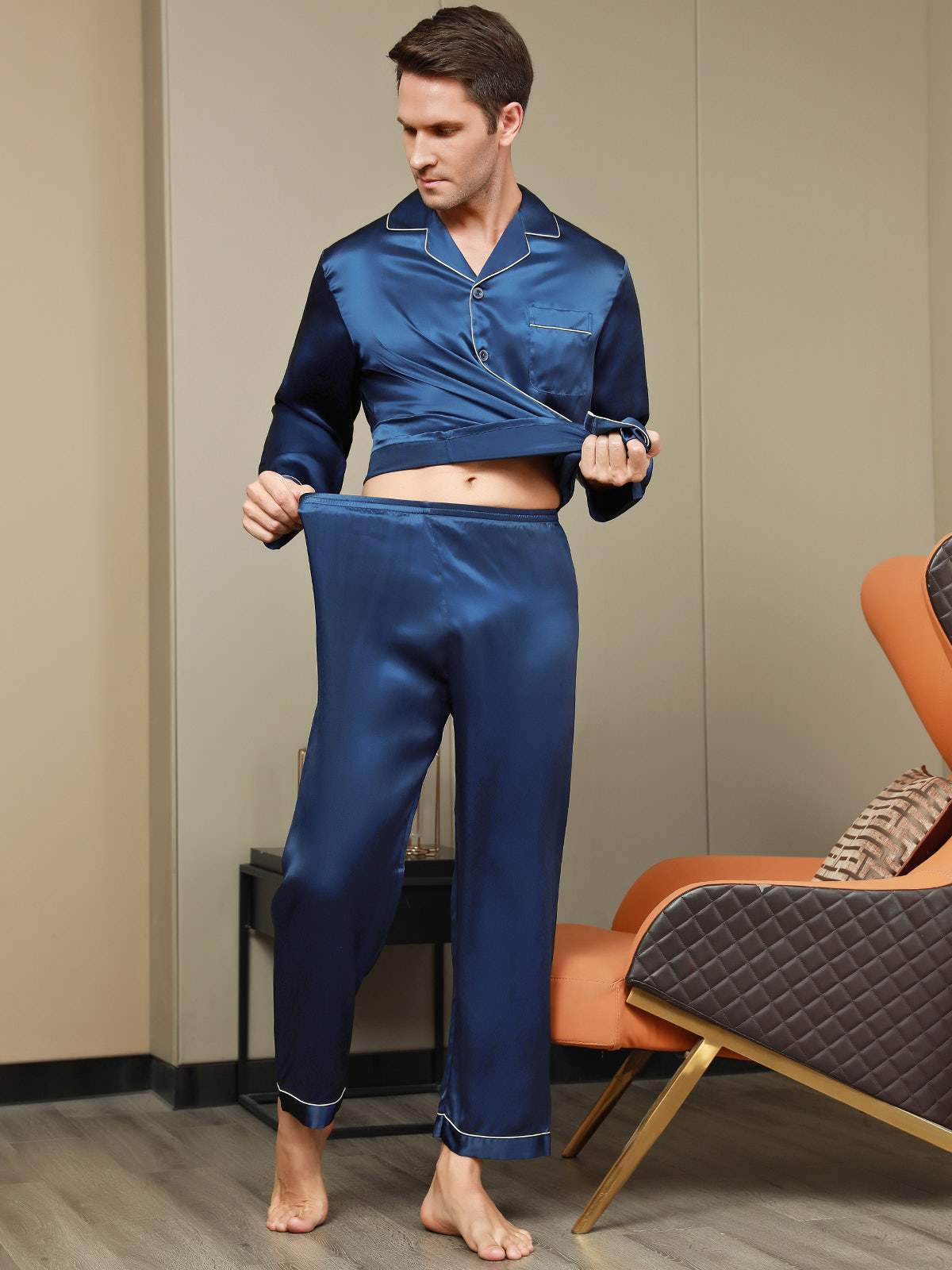 Pijama De Hombre De Pura Seda Con Mangas Largas - Image 9