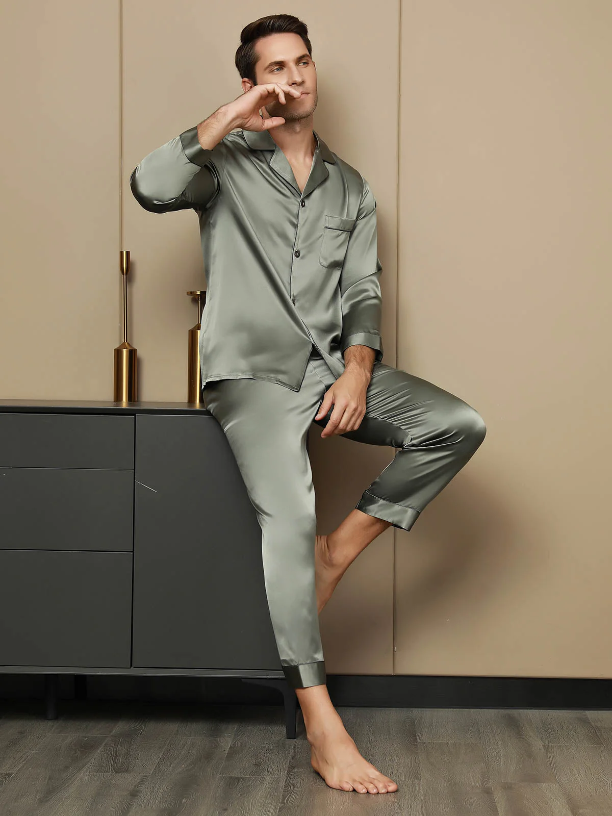 Pijama De Hombre De Pura Seda Con Mangas Largas Y Cuello Solapa - Image 4
