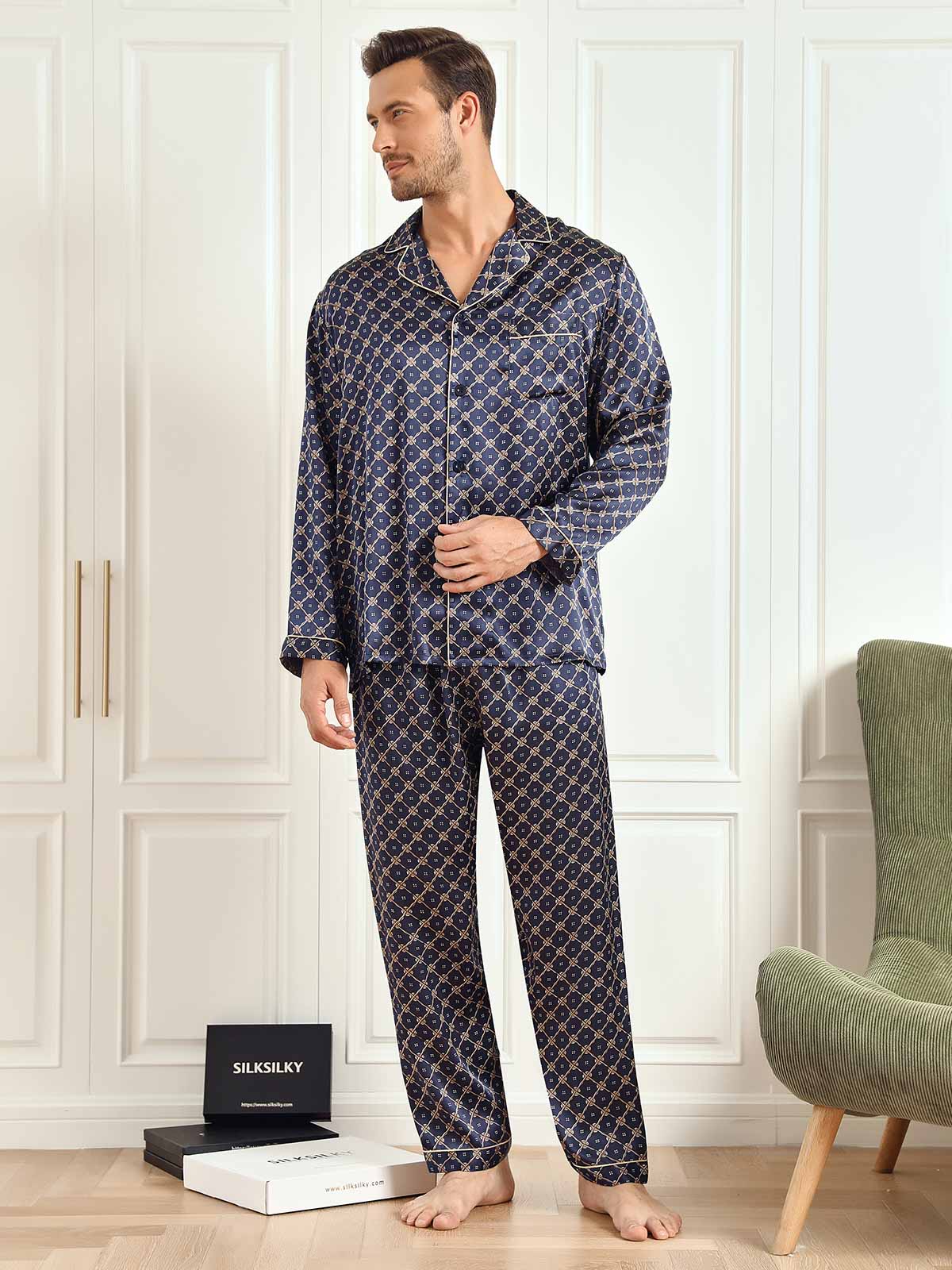 Conjunto De Pijama De Hombre De Seda Pura Con Estampado De Cadena Azul Marino Manga Larga Con Pantalón - Image 6