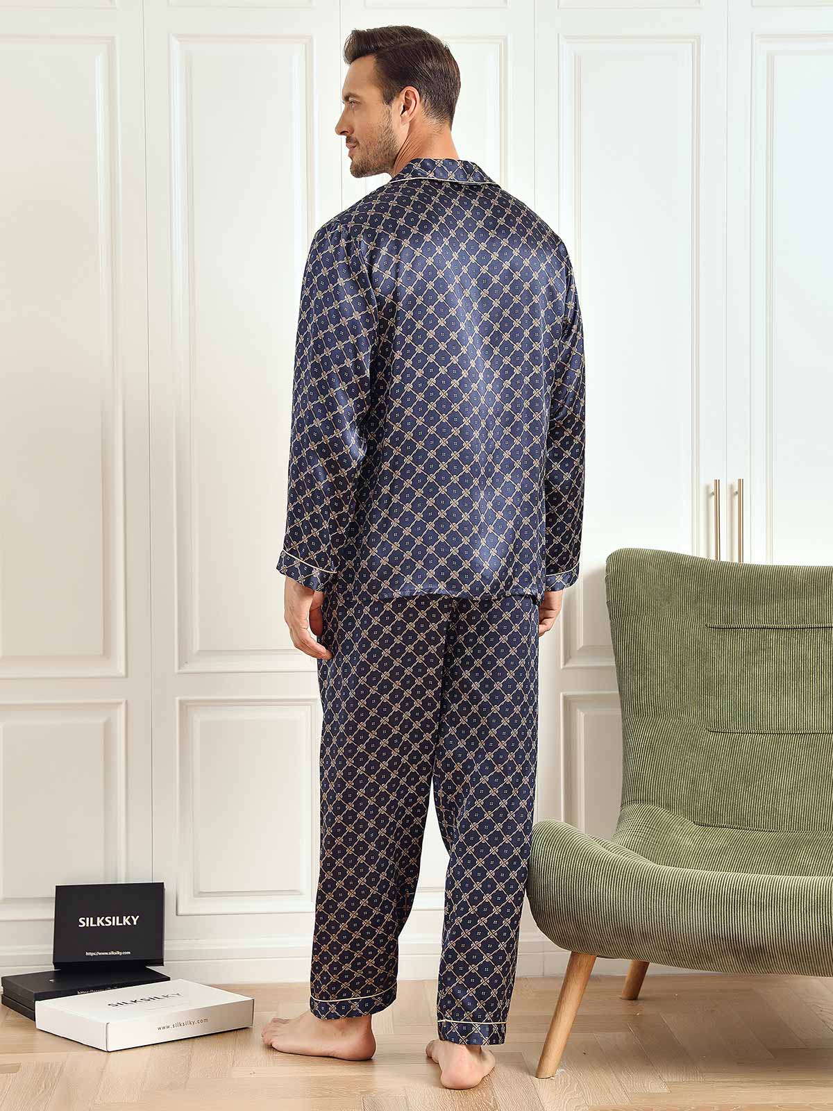 Conjunto De Pijama De Hombre De Seda Pura Con Estampado De Cadena Azul Marino Manga Larga Con Pantalón - Image 9