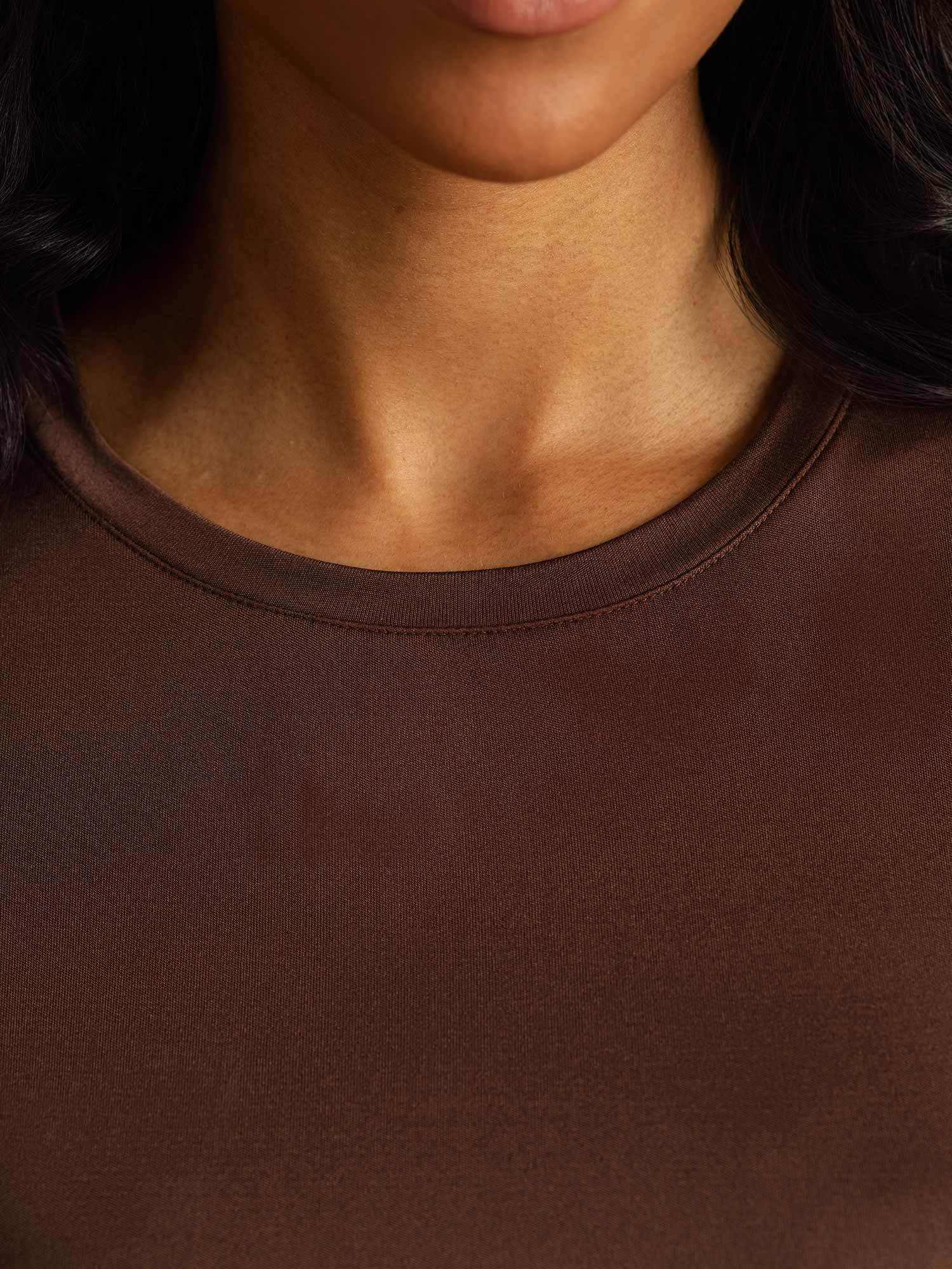 Top De Mujer De Pura Seda De Manga Larga Con Cuello Redondo - Image 4